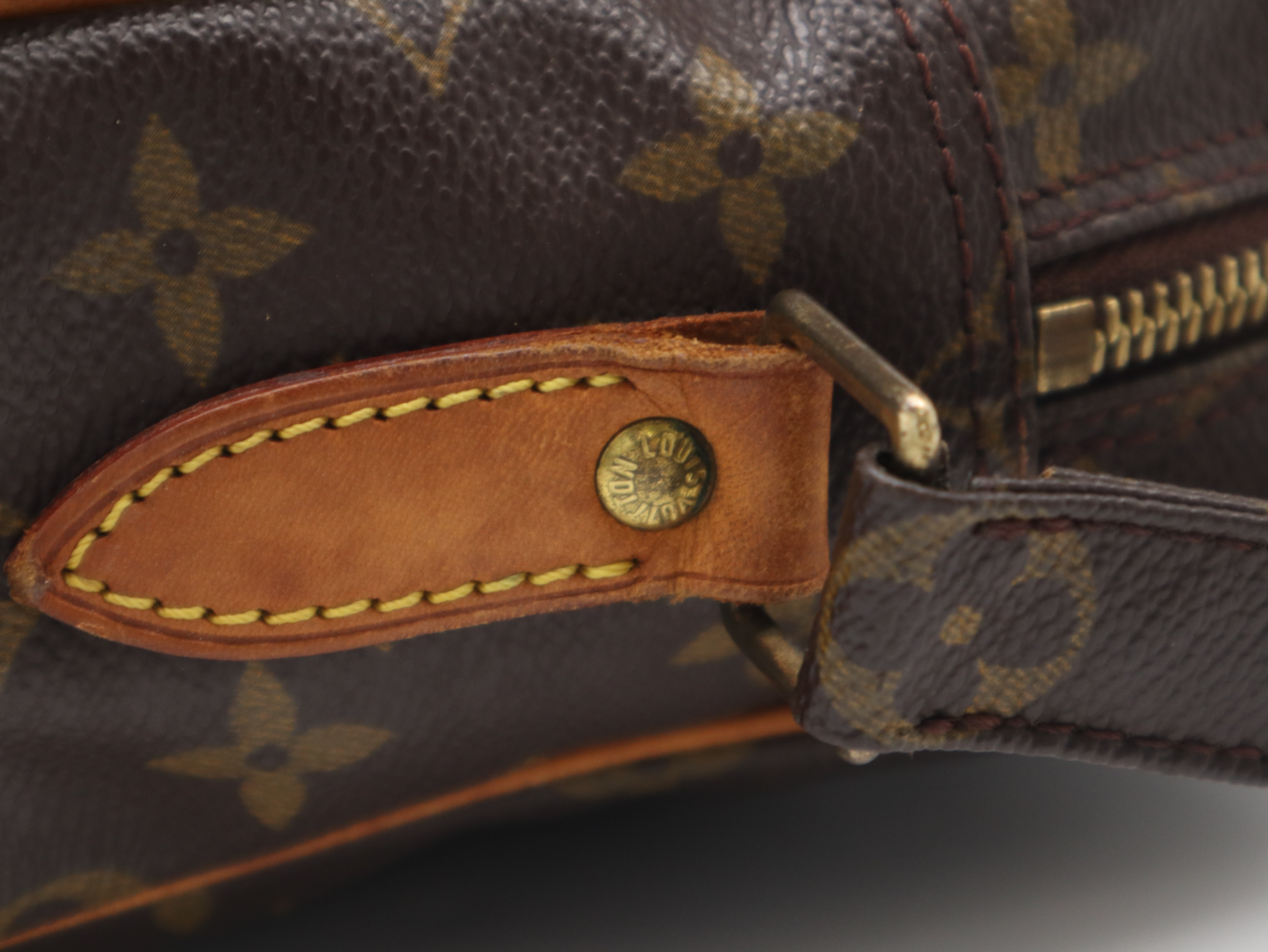 M45244 Monogram Nile Shoulder Bag — view 7