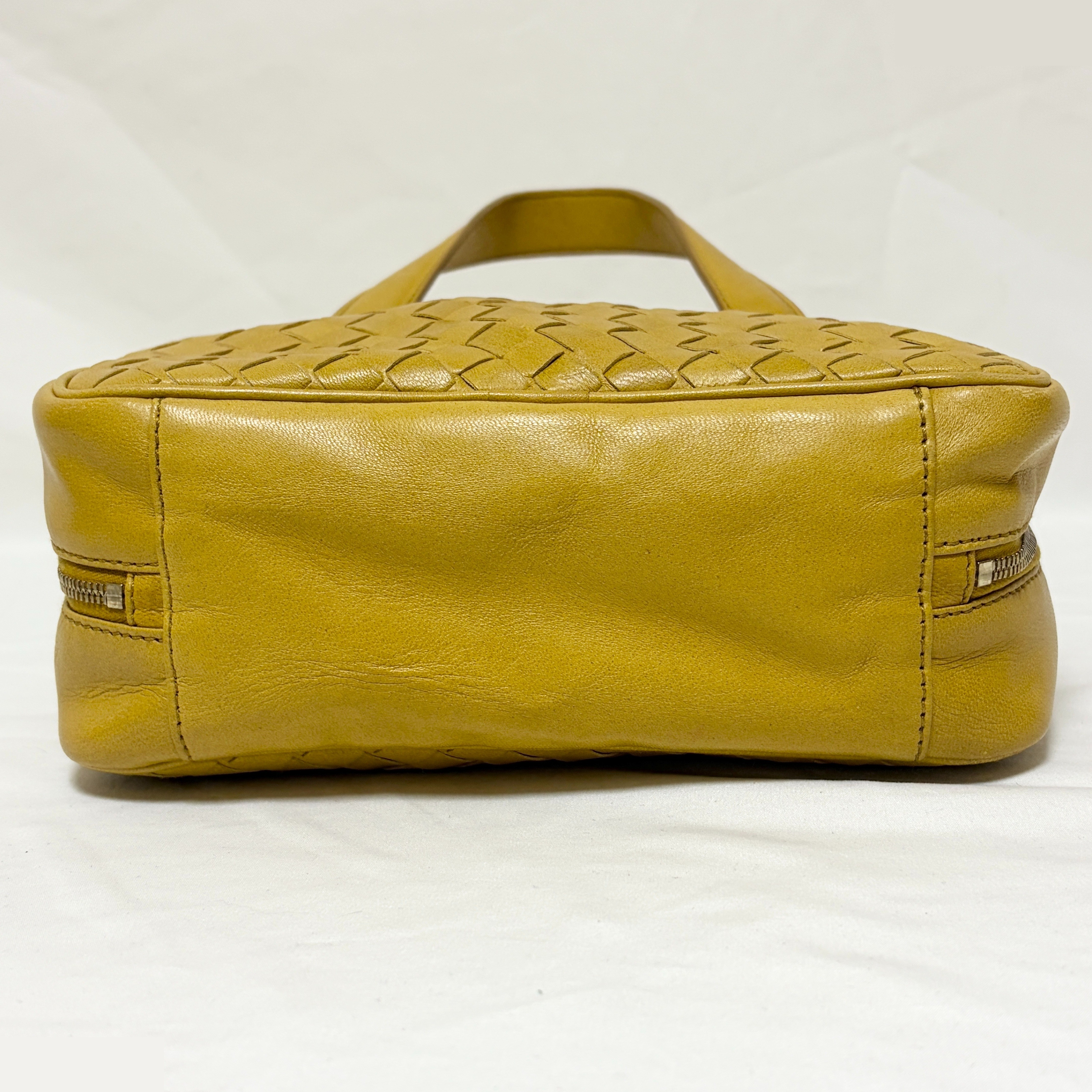 Intrecciato Leather Handbag — view 6