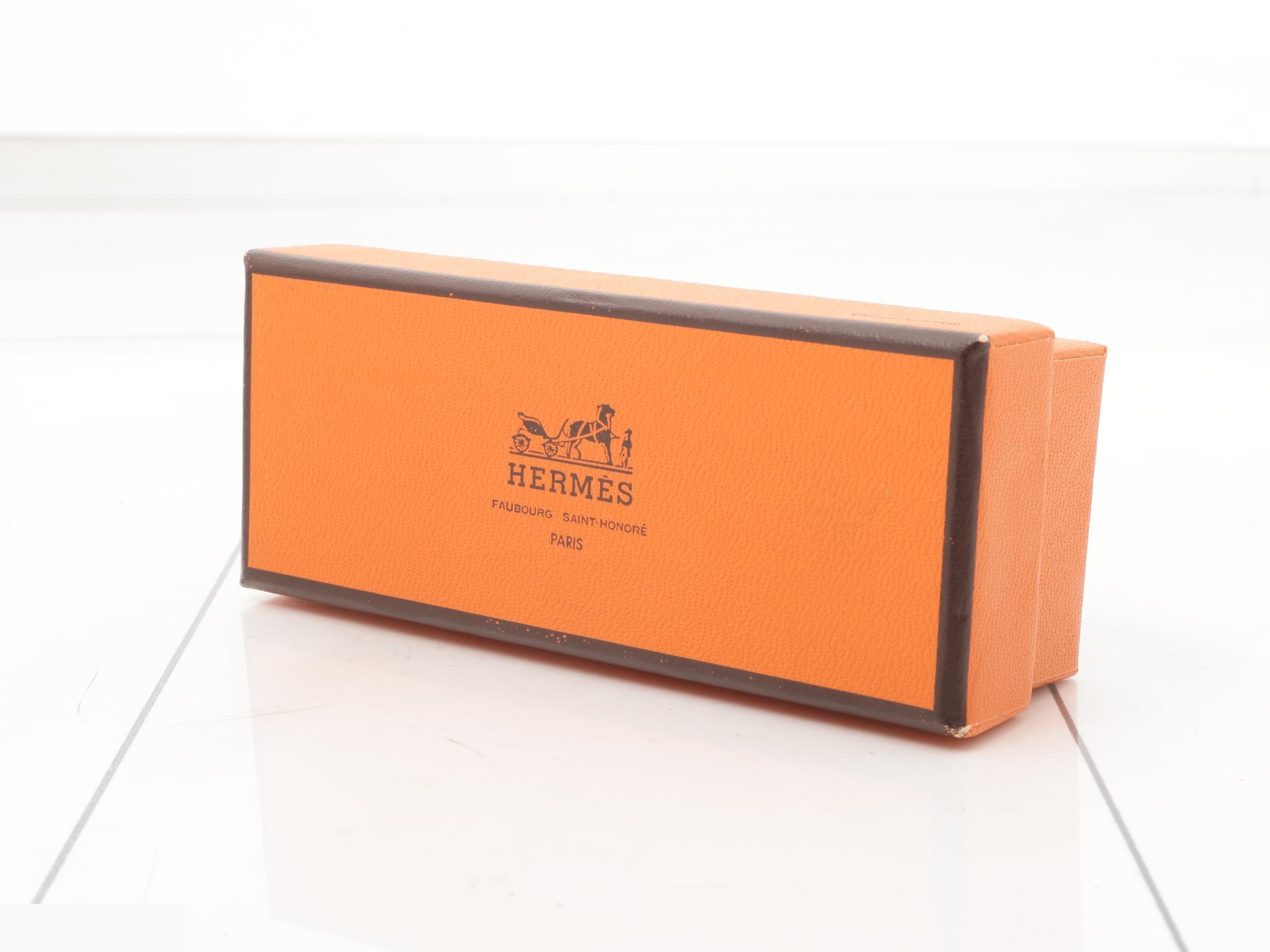 Lip balm case — view 5
