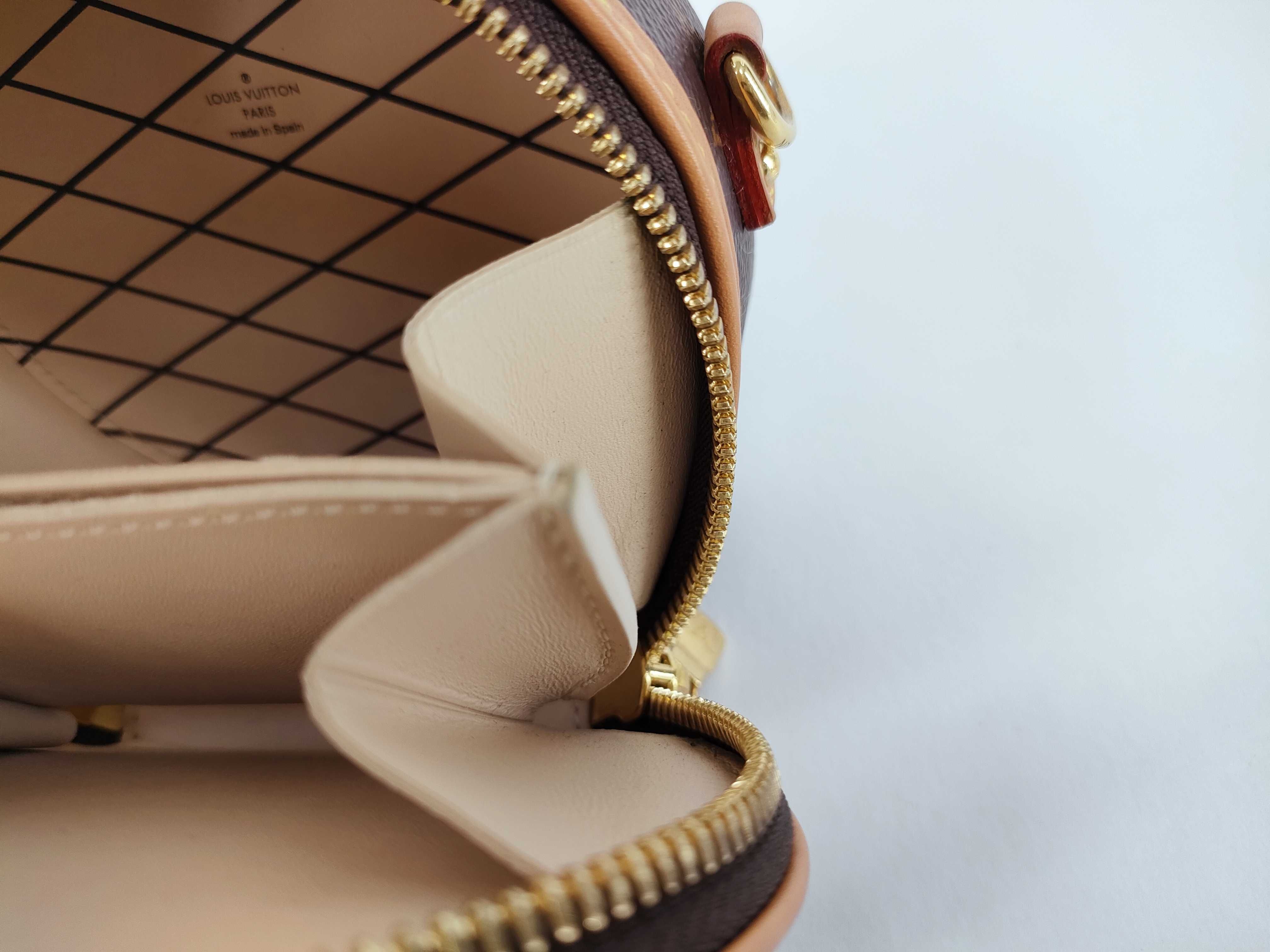 Monogram Louis Vuitton Shoulder Bag Handbag — view 11
