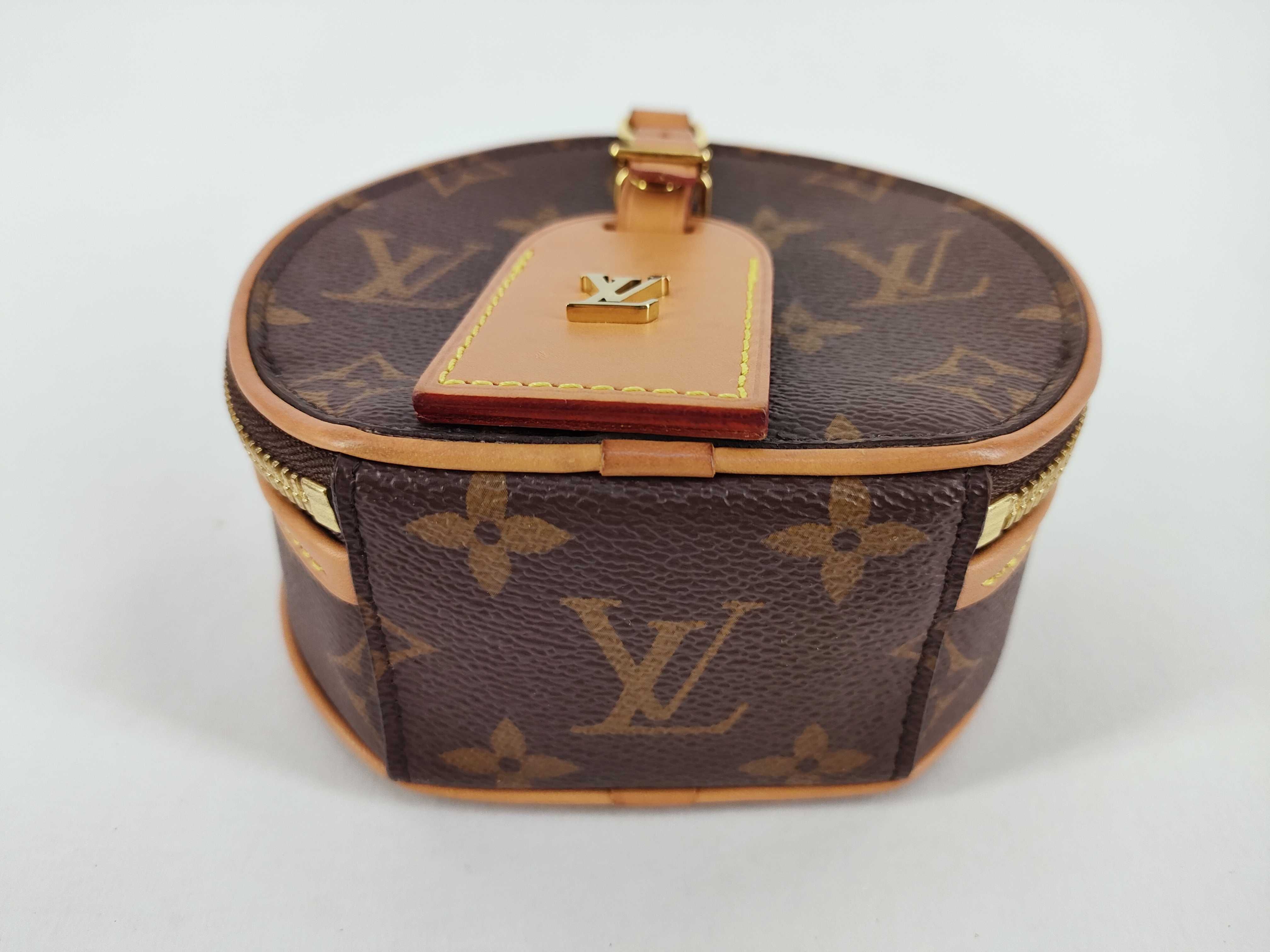 Monogram Louis Vuitton Shoulder Bag Handbag — view 7