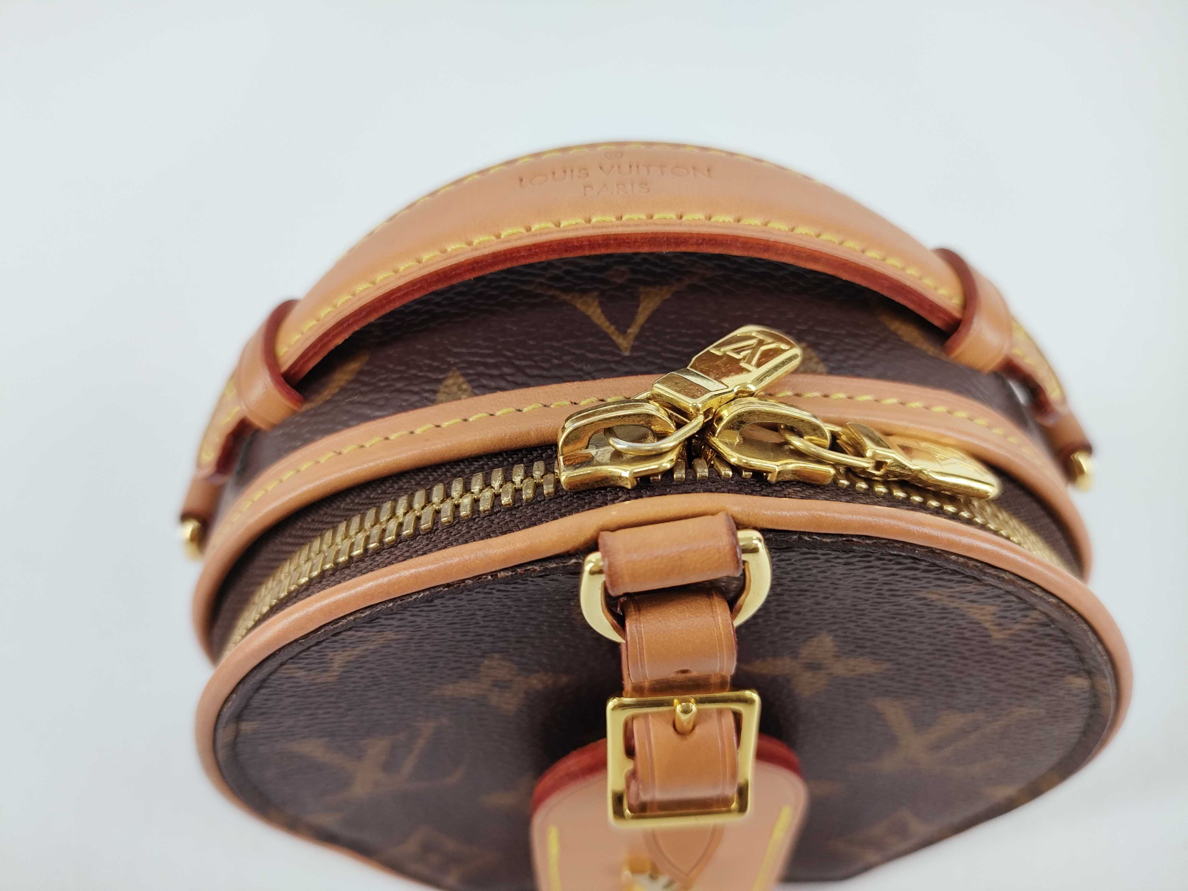 Monogram Louis Vuitton Shoulder Bag Handbag — view 8