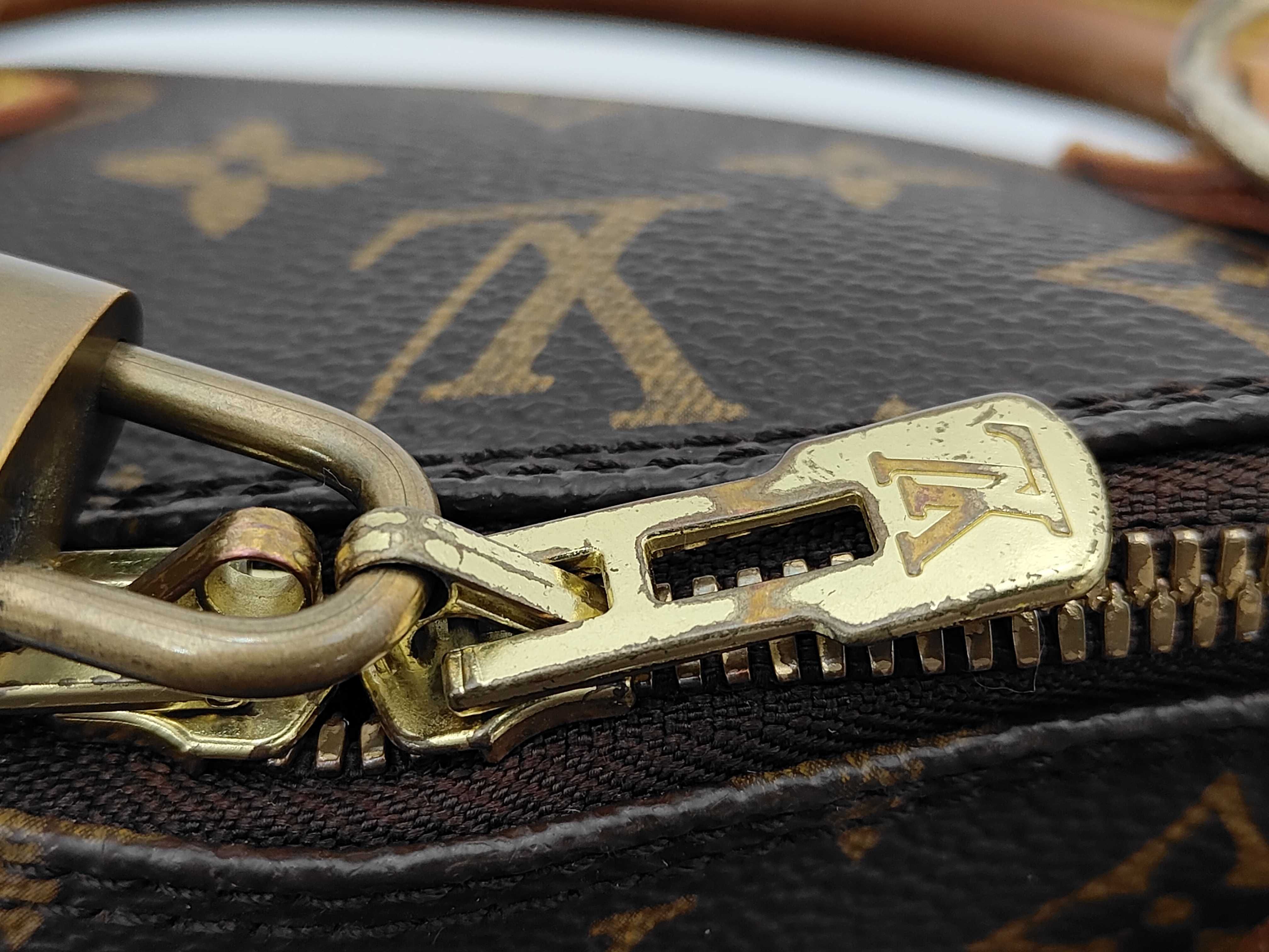 Monogram Alma M53151 Serial SD0021 Handbag — view 8