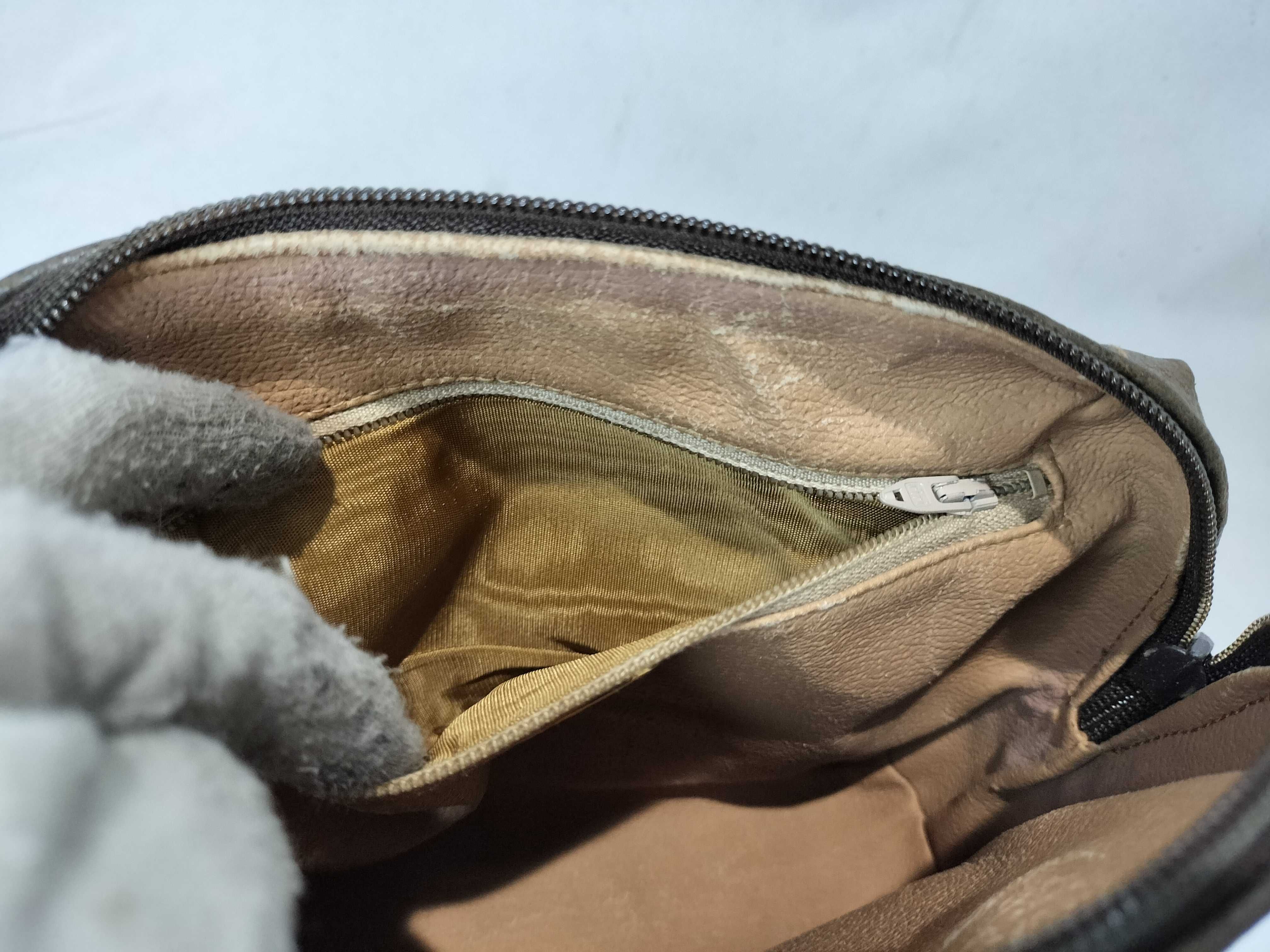 GG Plus Shoulder Bag — view 11
