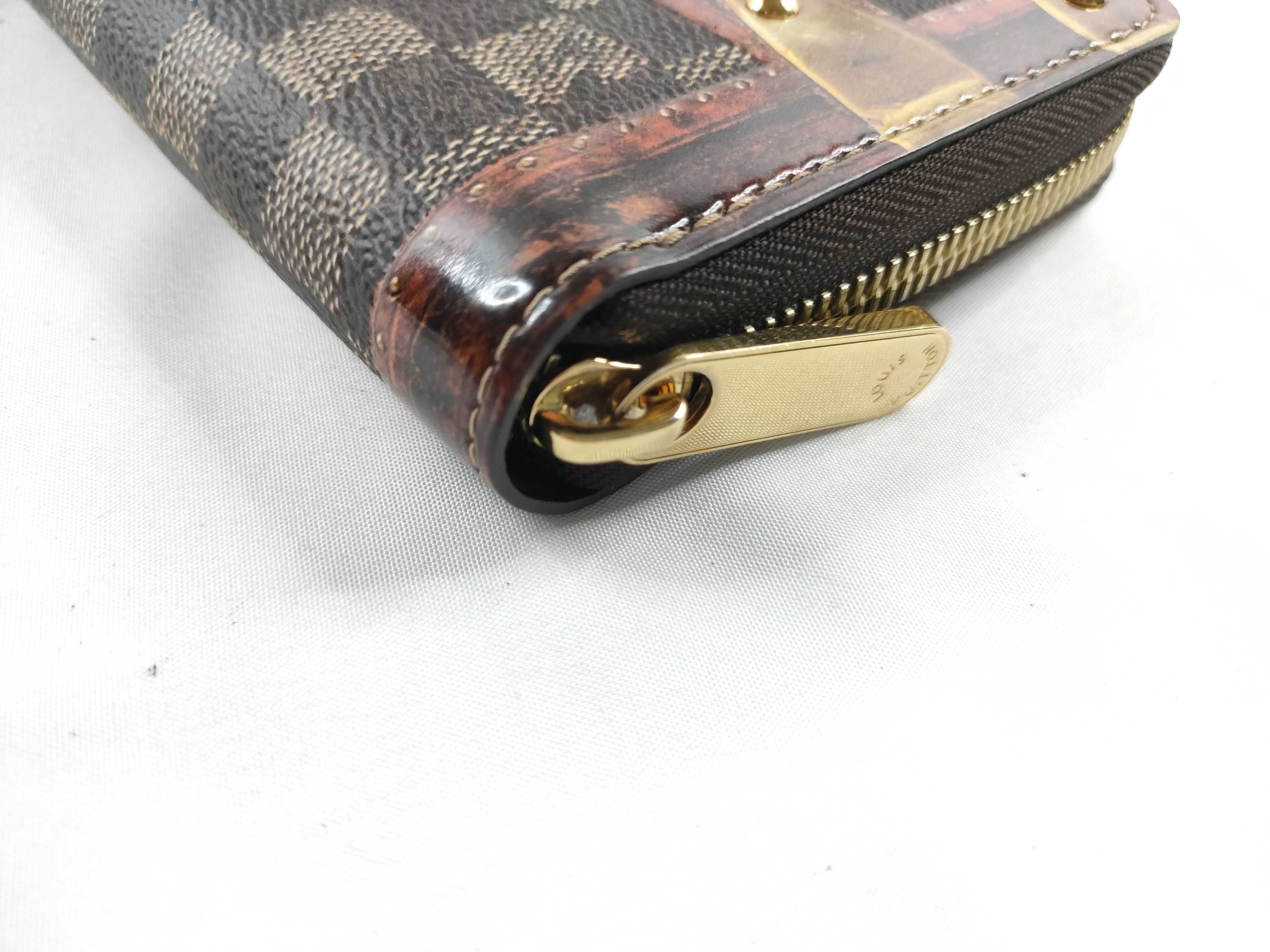 Damier Louis Vuitton LV Transformed Damier Zippy Wallet M63490 Wallet — view 3
