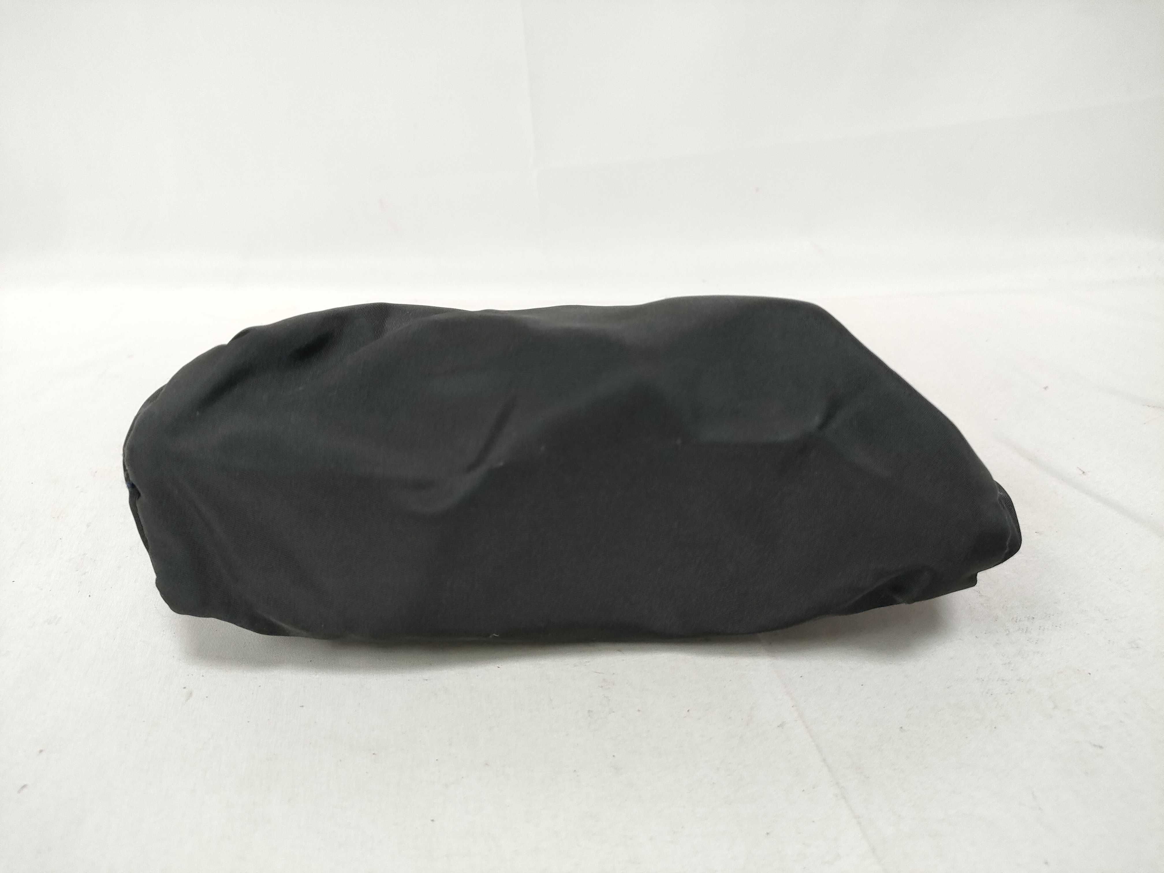 Pouch — view 3