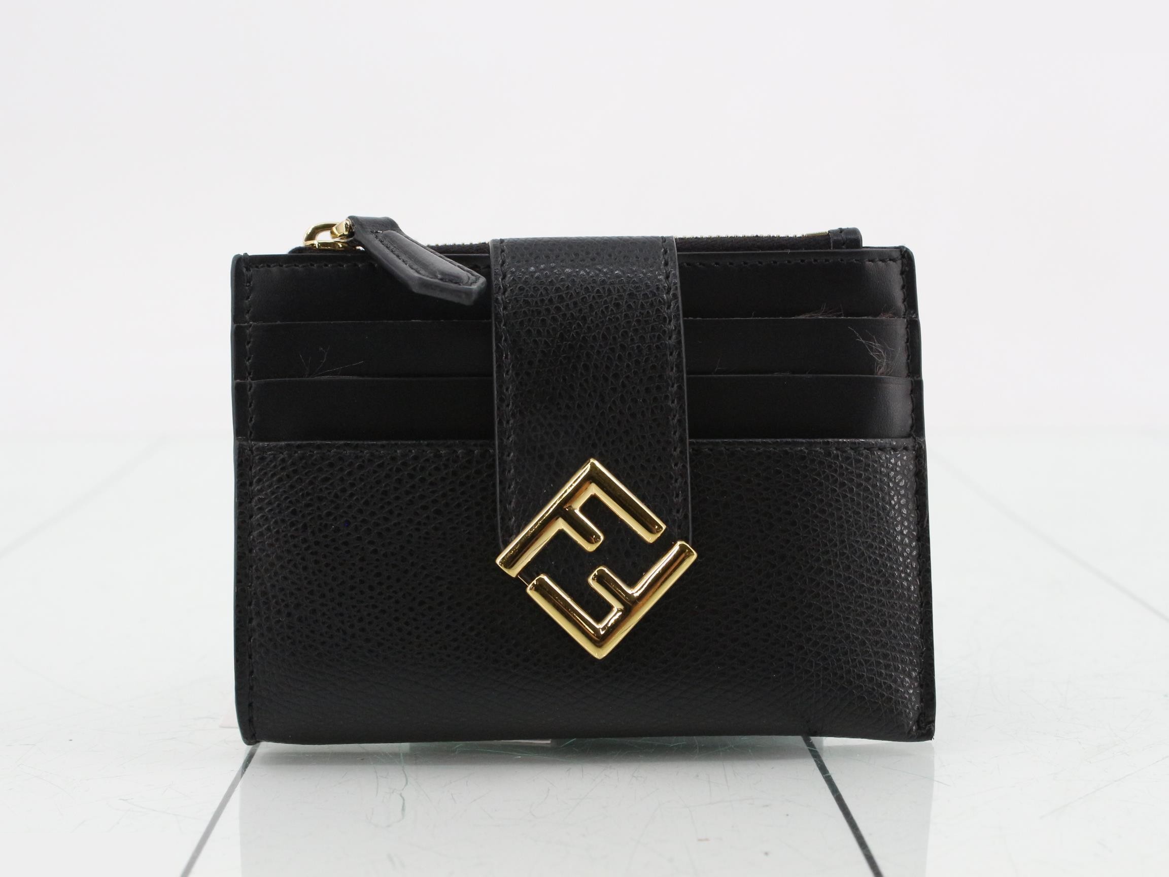 FF logo card case