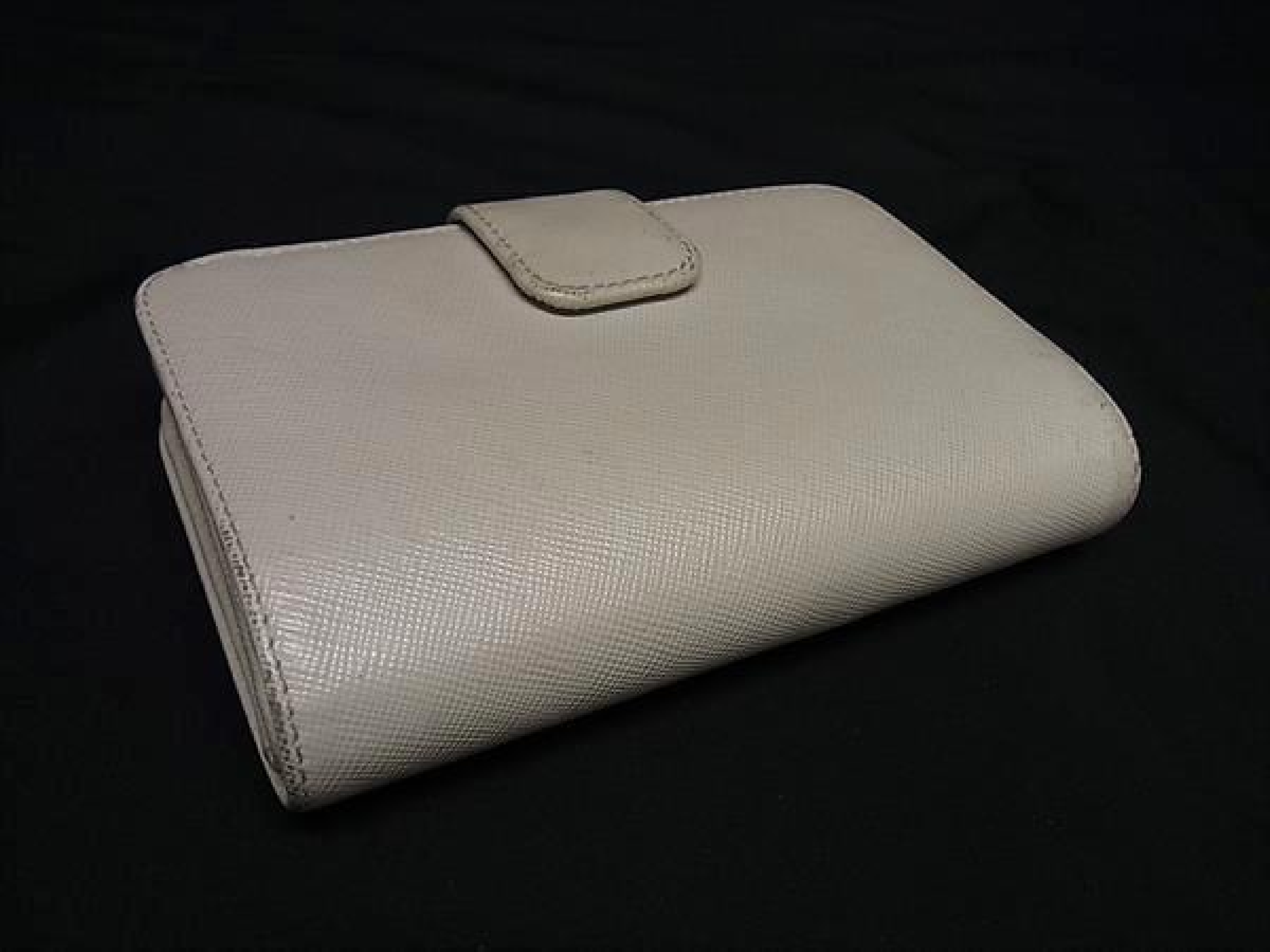 Saffiano Leather Bi-fold Wallet, Billfold, Coin Purse, Card Holder, Women's, White (FY4805) — view 2