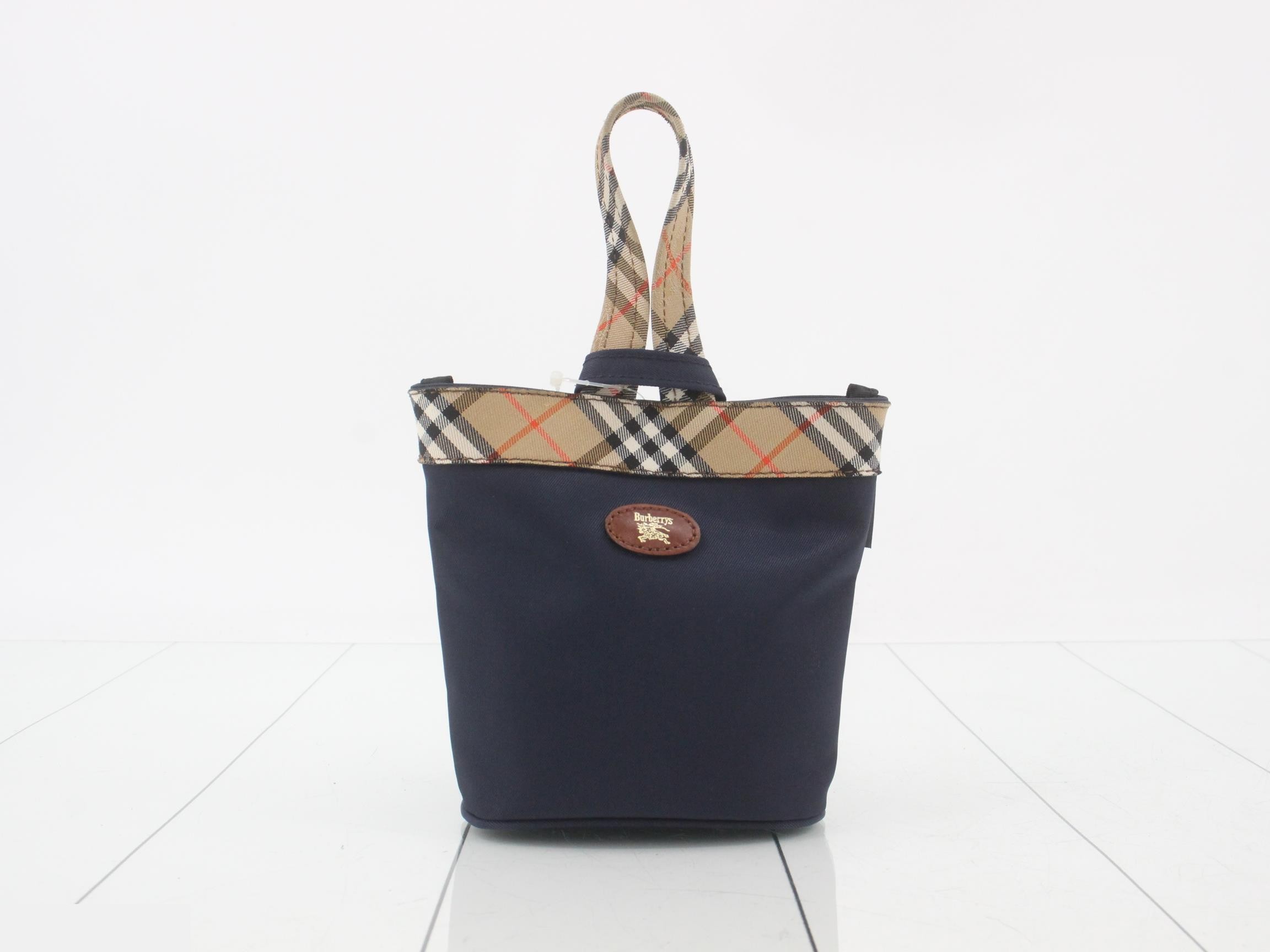 Nylon W12 H14 D6