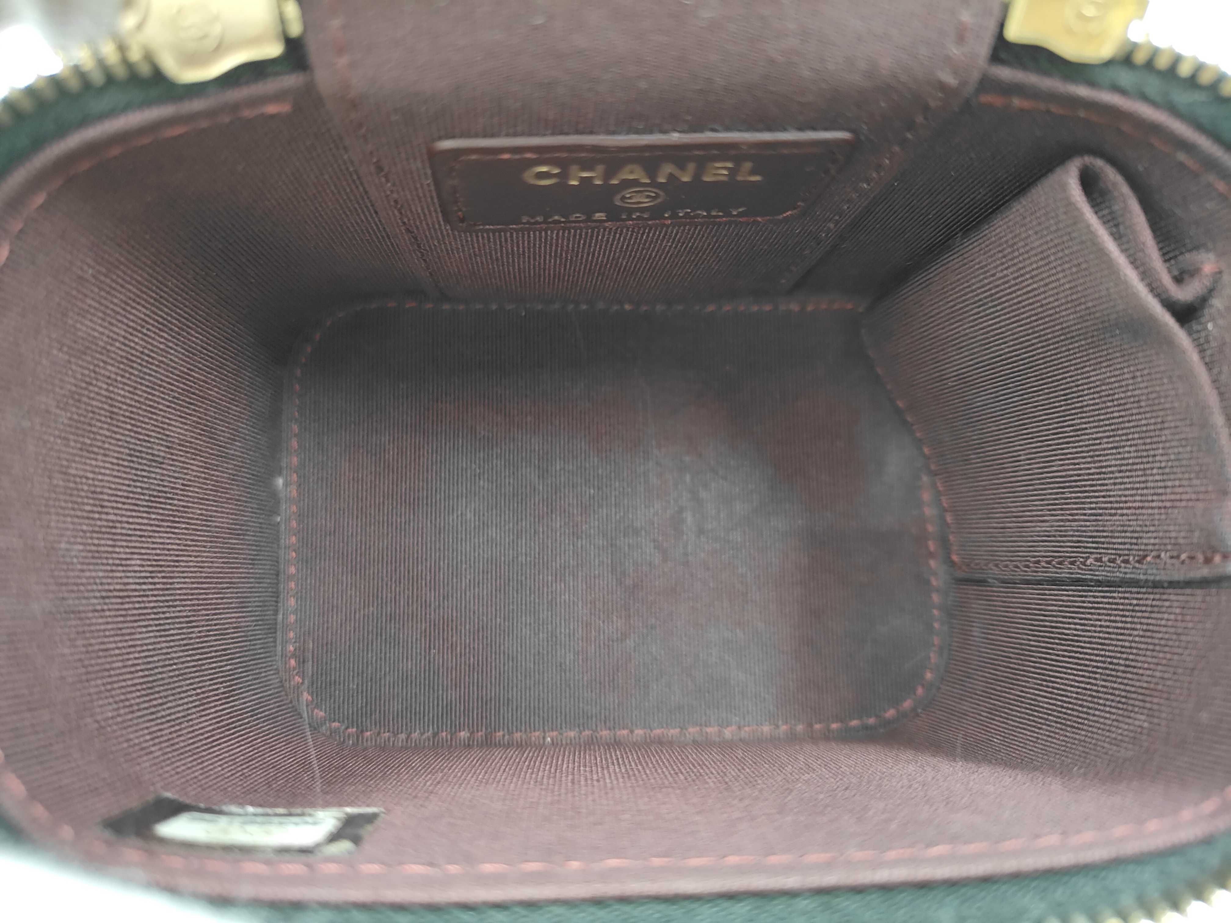 Matelassé Vanity Chain Shoulder Bag — view 10