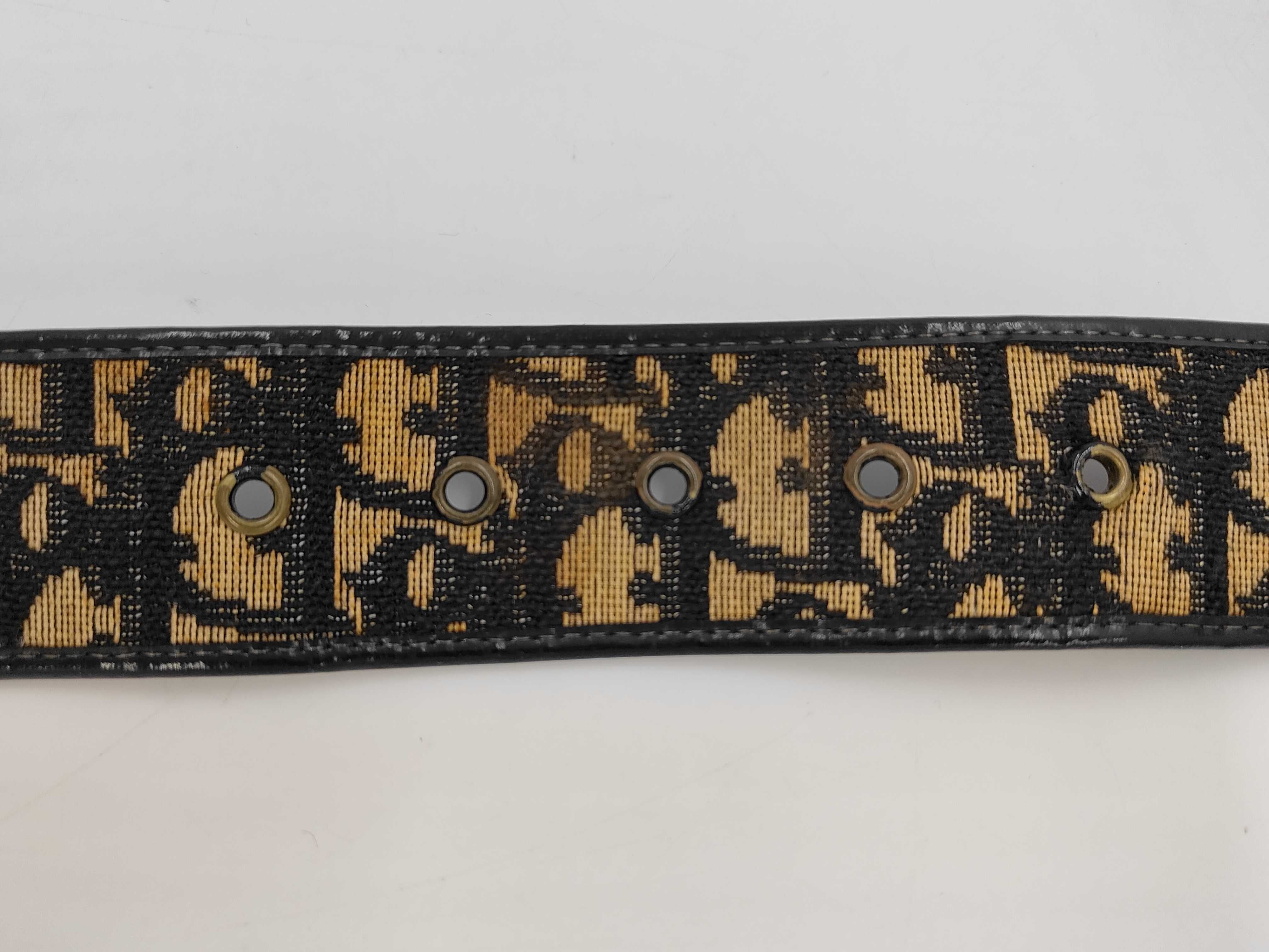 Trotter Belt — view 5