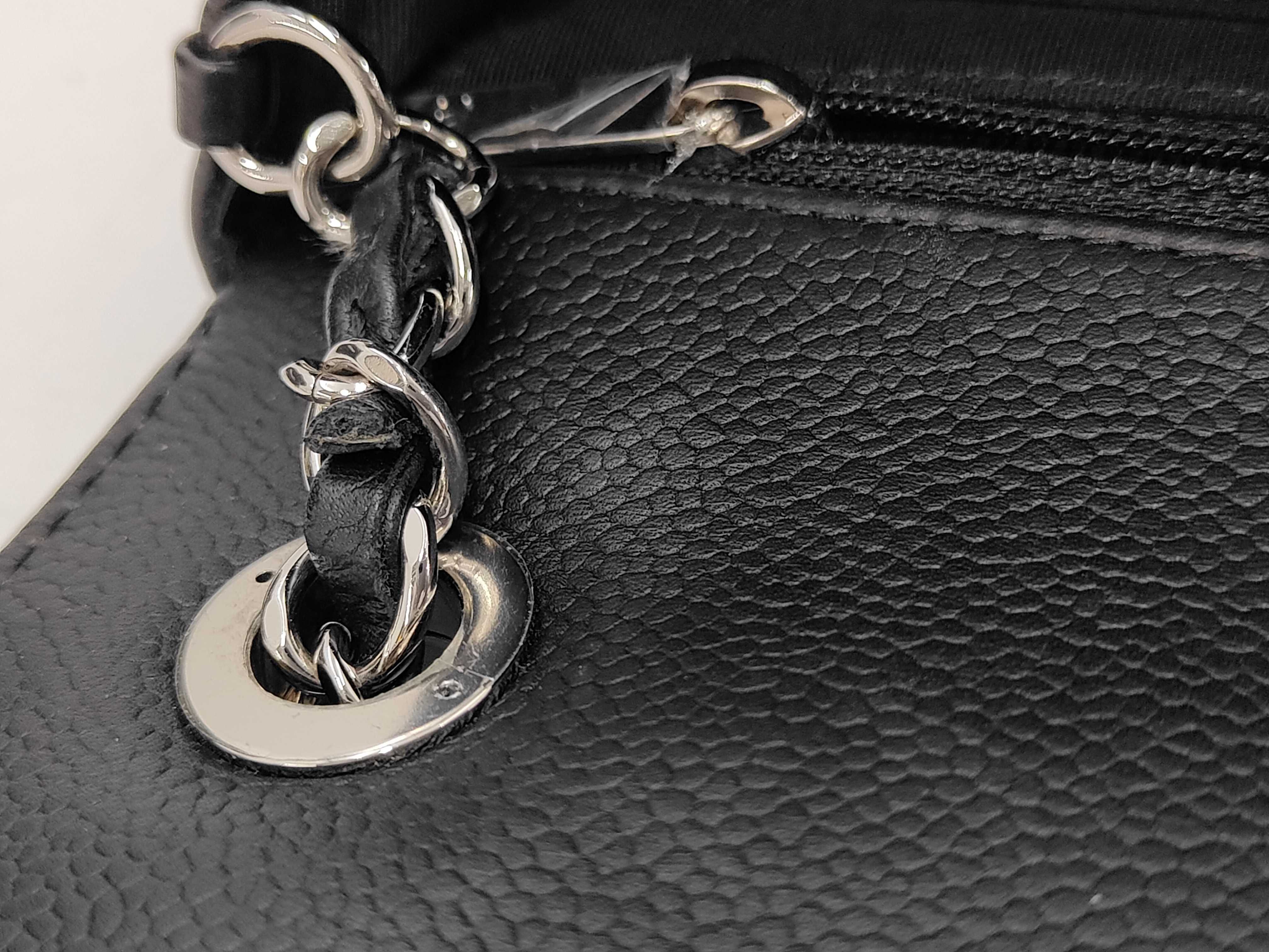 Chevron V-stitch Chain Shoulder Bag, Caviar Leather, Black, Silver Hardware. — view 13