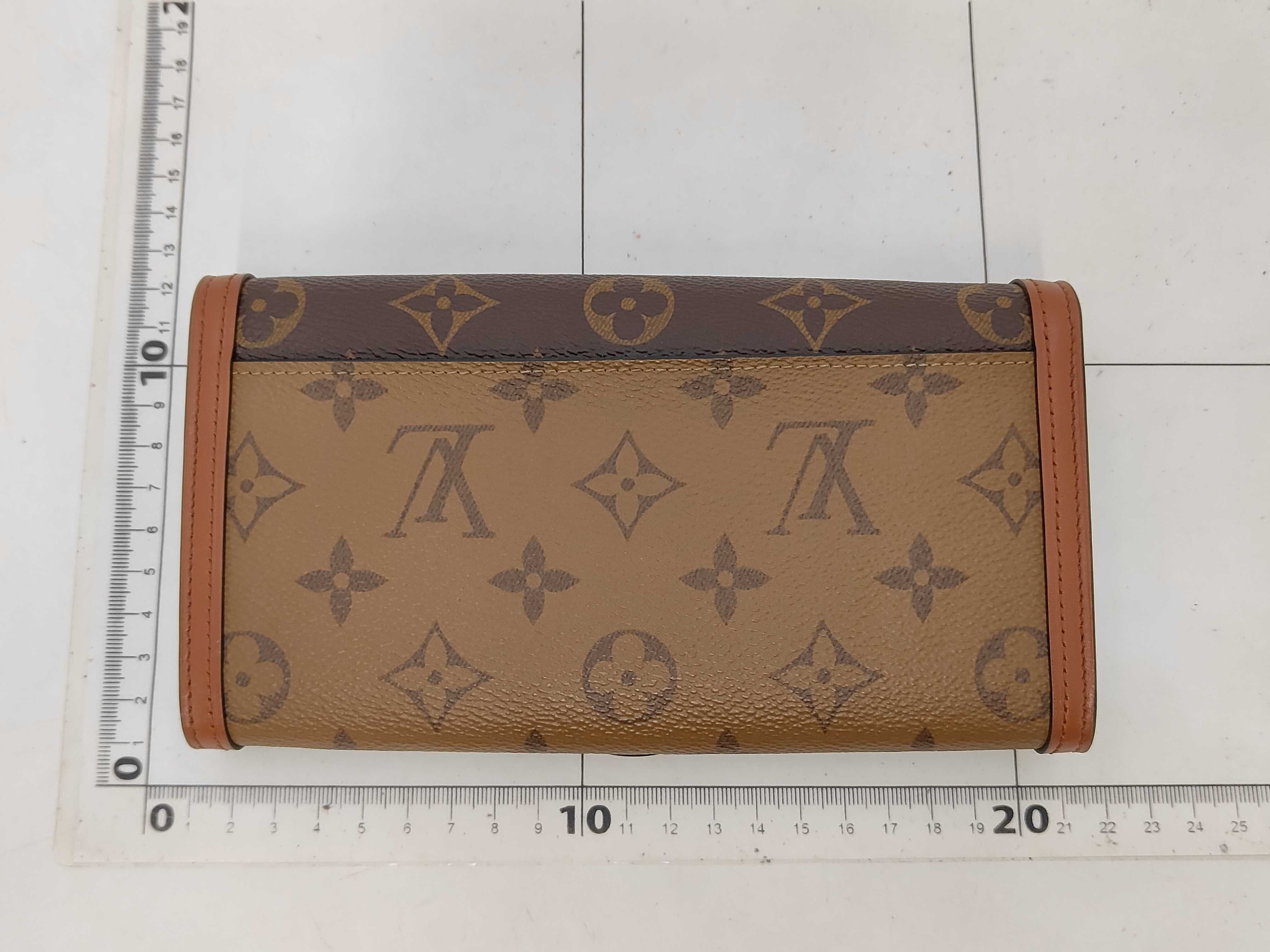 Dauphine Monogram Reverse Wallet — view 2