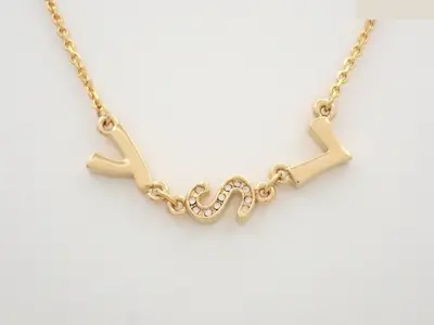 Other lines: Precious metals, necklaces, pendants, chains approximately 50cm long.