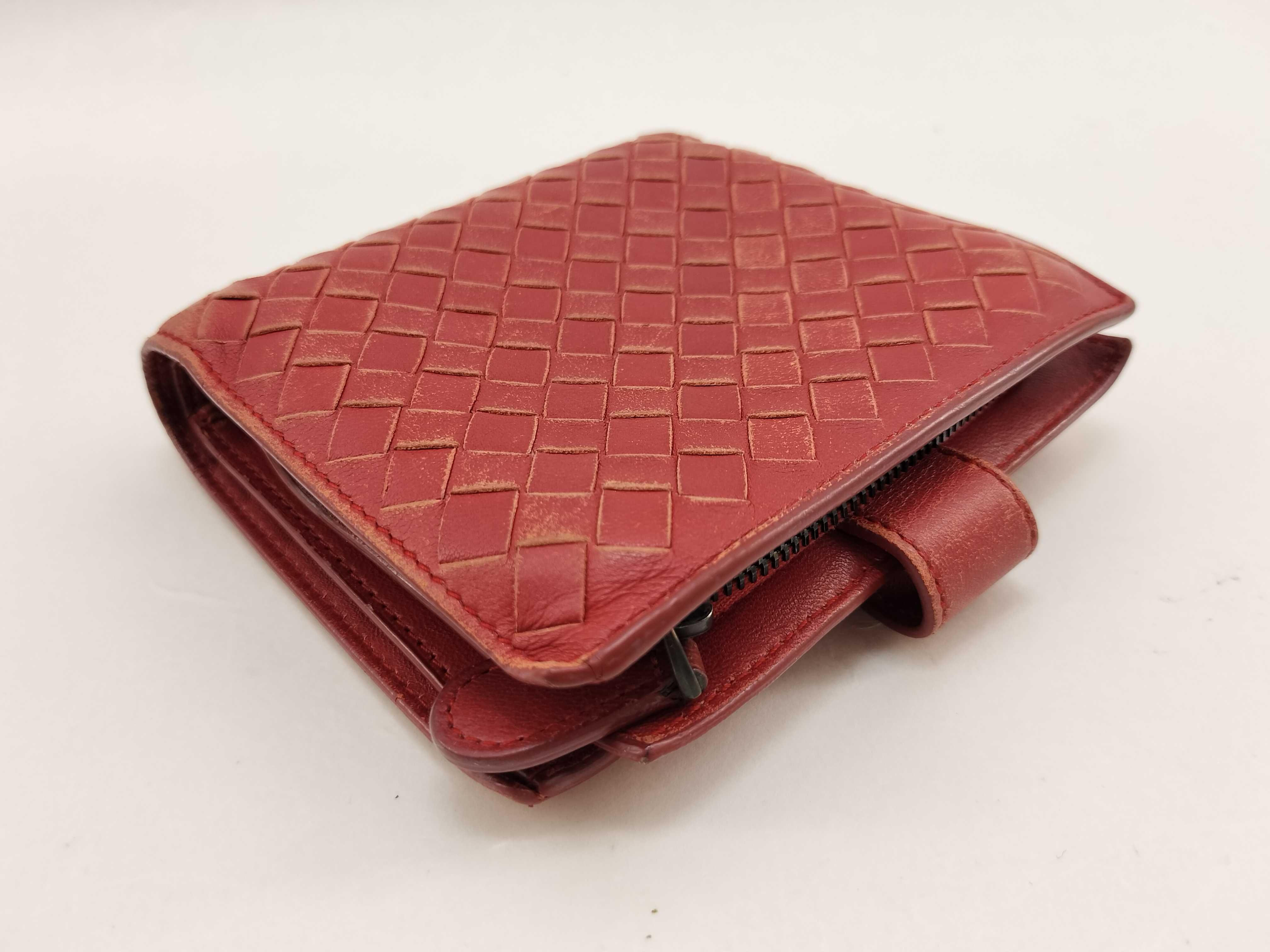 Intrecciato Bi-fold Wallet, Red — view 7