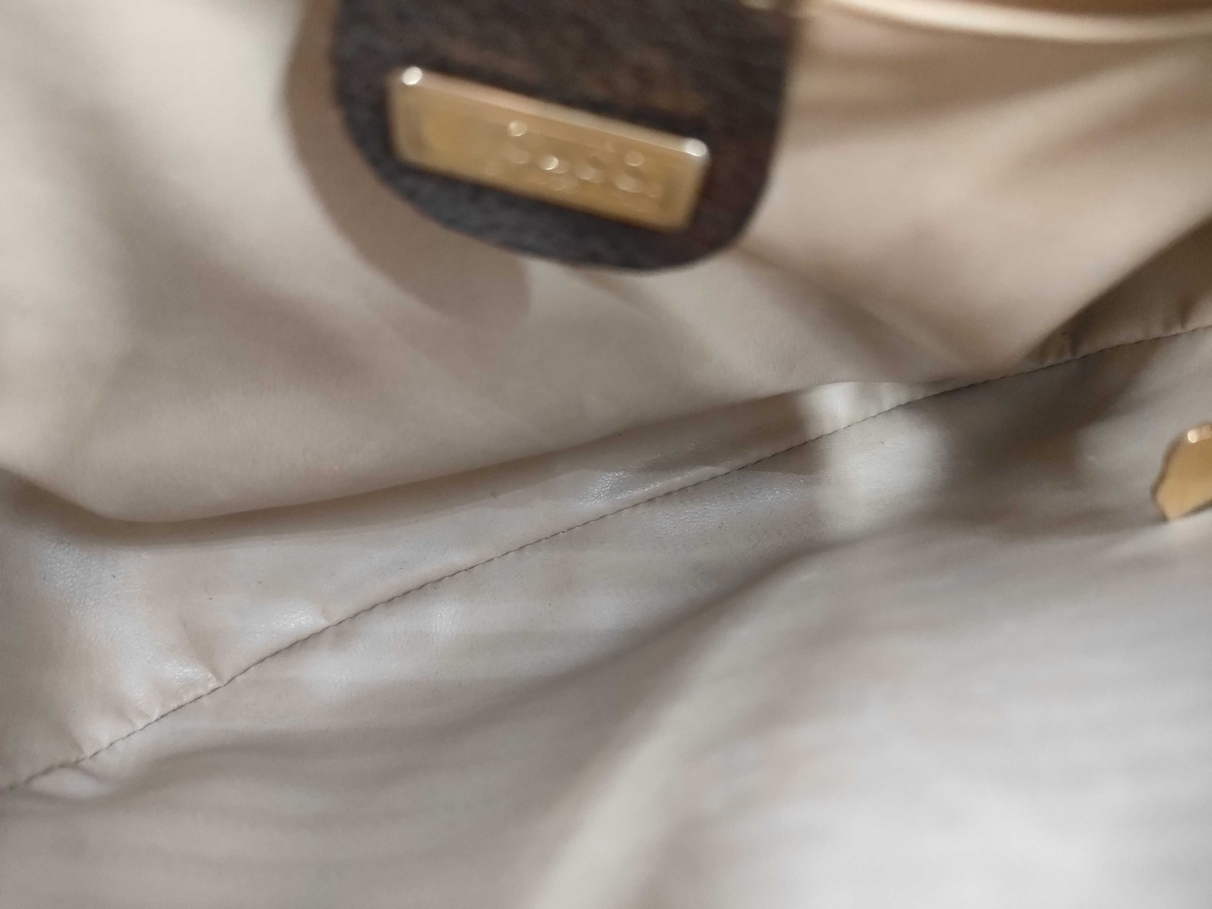 Old Shoulder Bag — view 6
