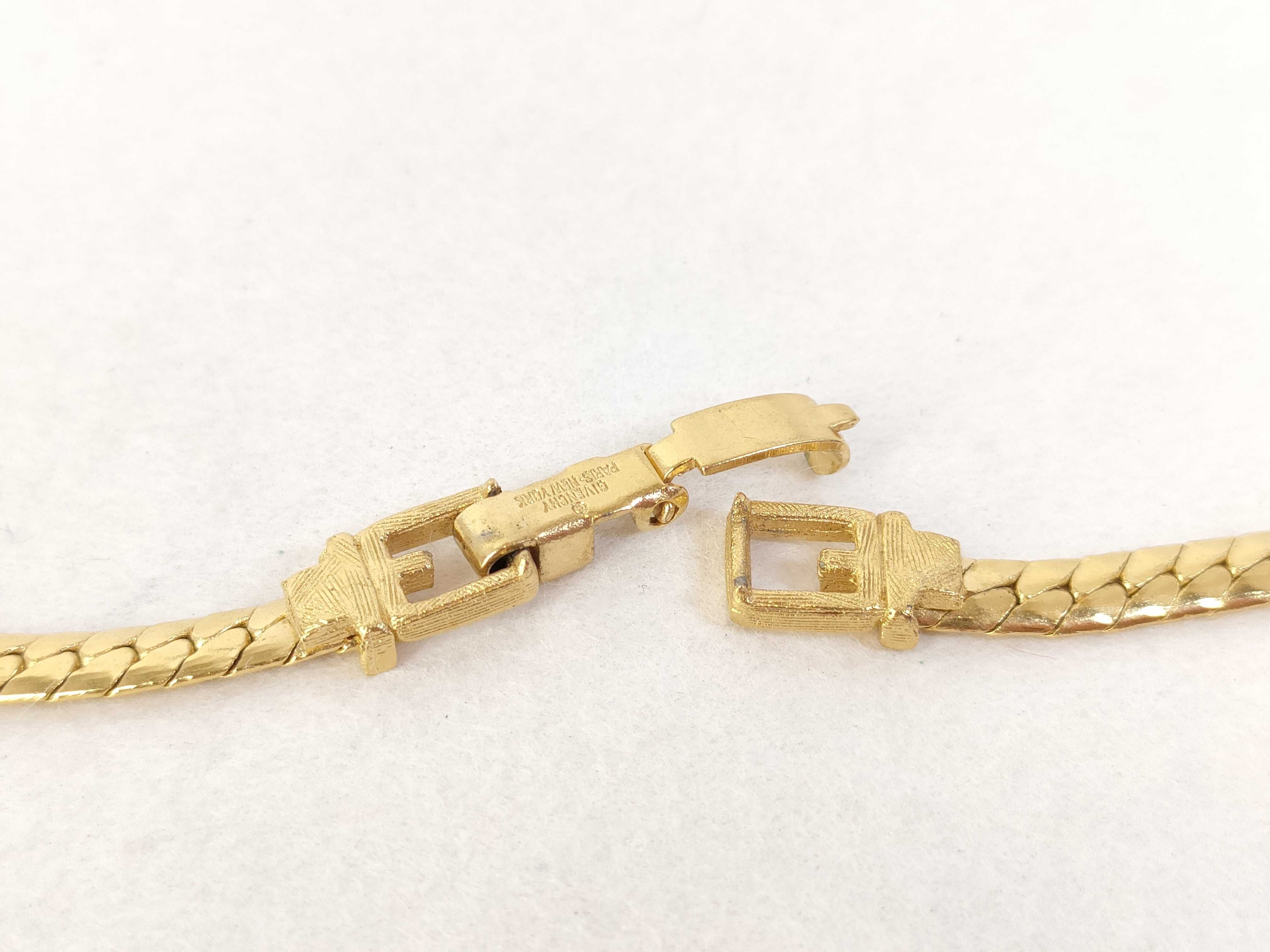 Necklace — view 3