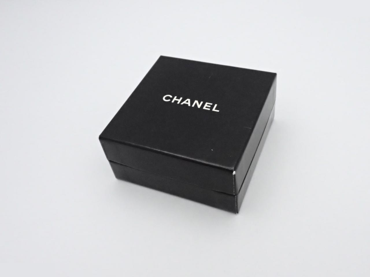 Logo Gold Earrings — view 4