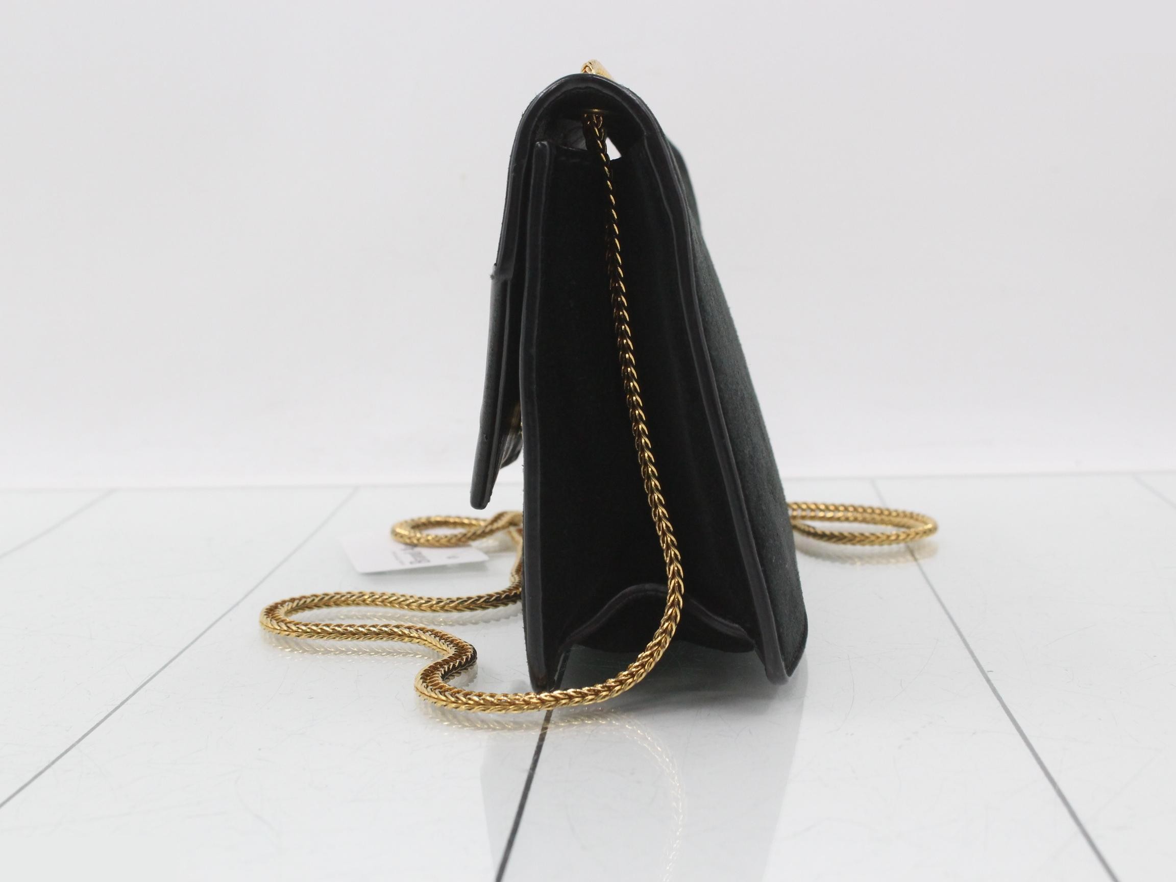 Other lines: Bags - Chain Shoulder Bag - Black — view 3
