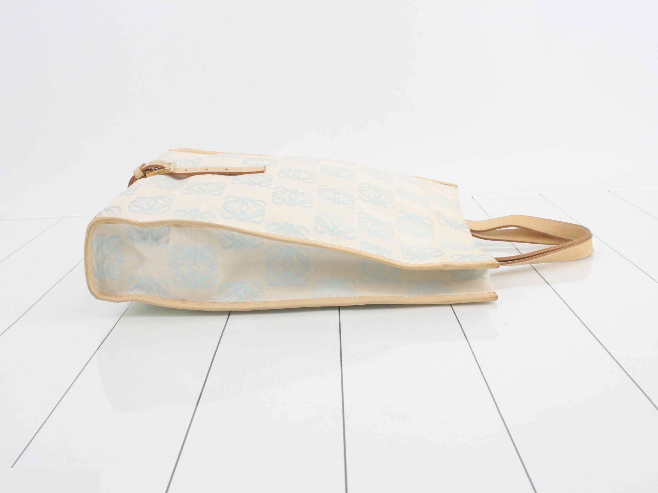 Small Handbag — view 3
