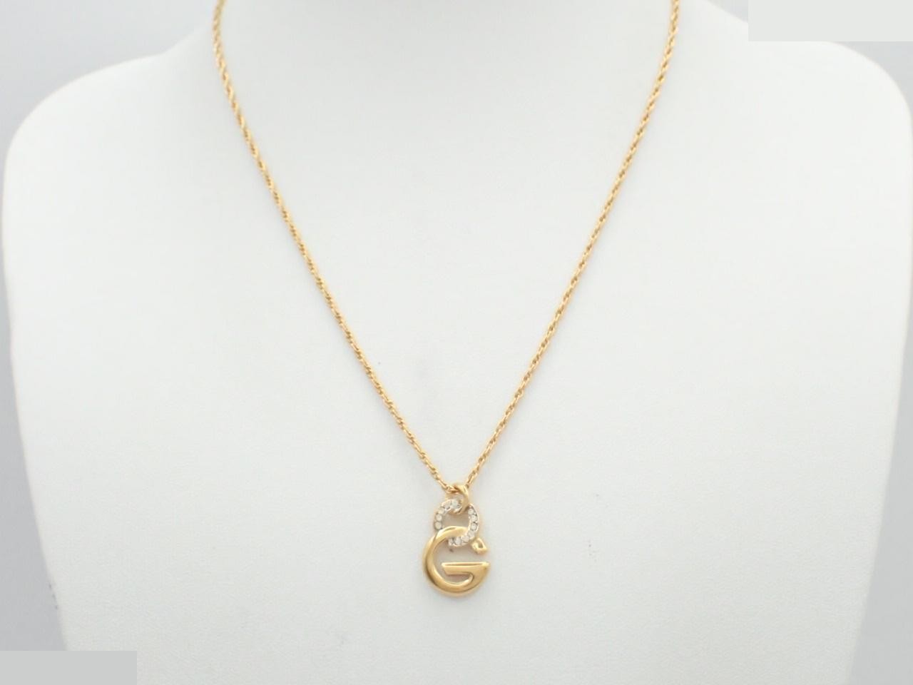 necklace — view 3