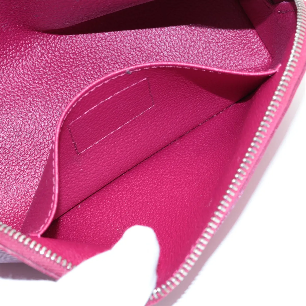 Epi Pochette Cosmetic M40641 CA1102 Fuchsia Pouch — view 4