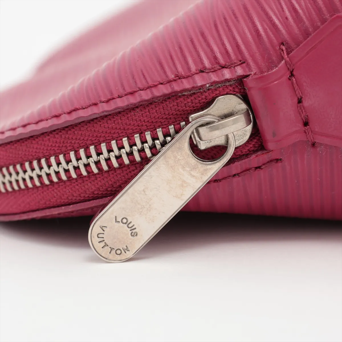 Epi Pochette Cosmetic M40641 CA1102 Fuchsia Pouch — view 7