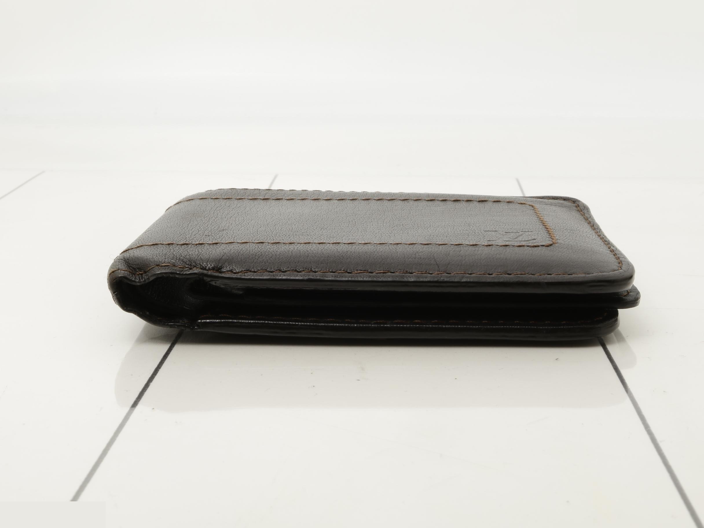 wallet — view 3