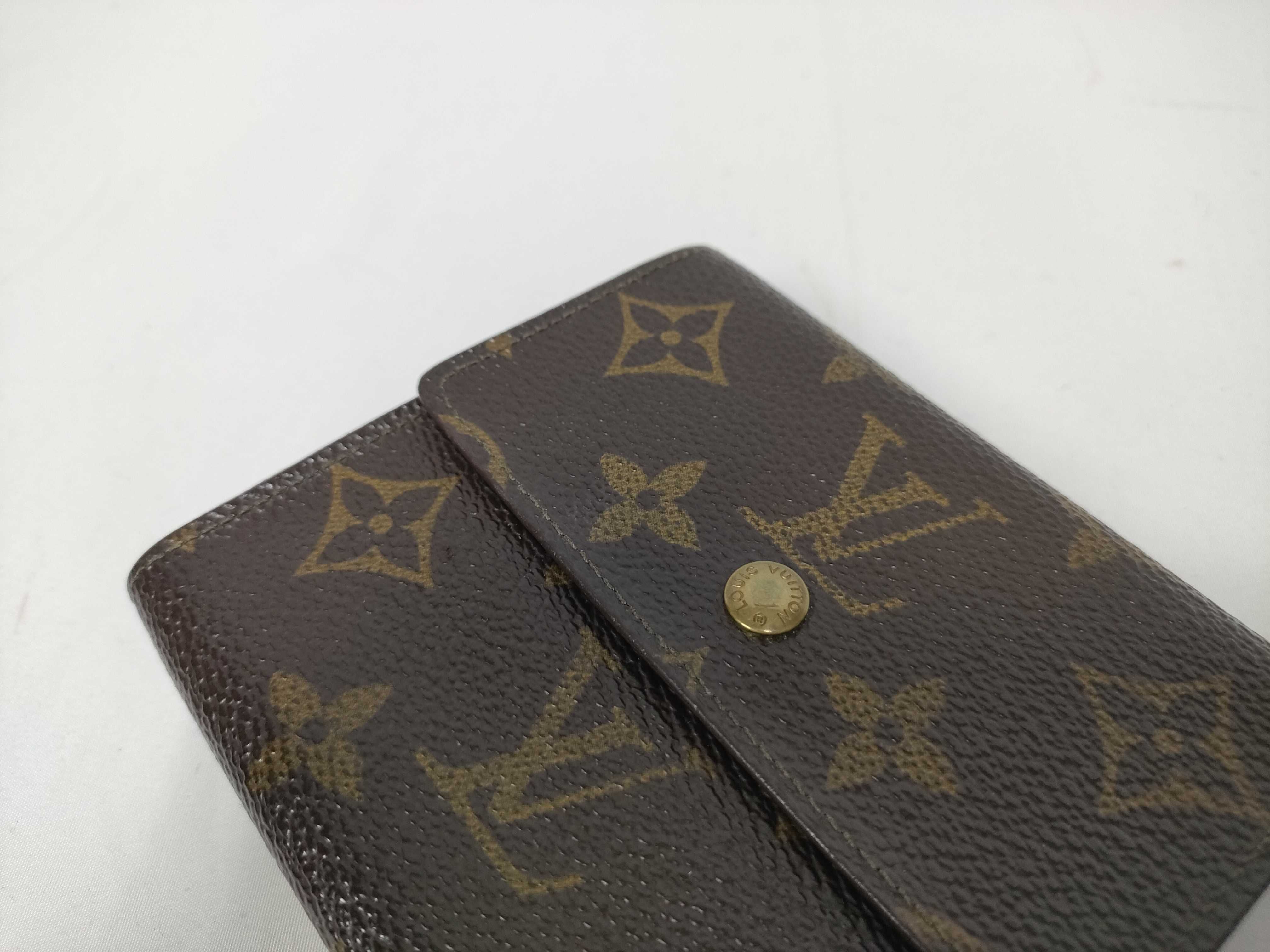 Monogram LV Bi-fold Wallet — view 4