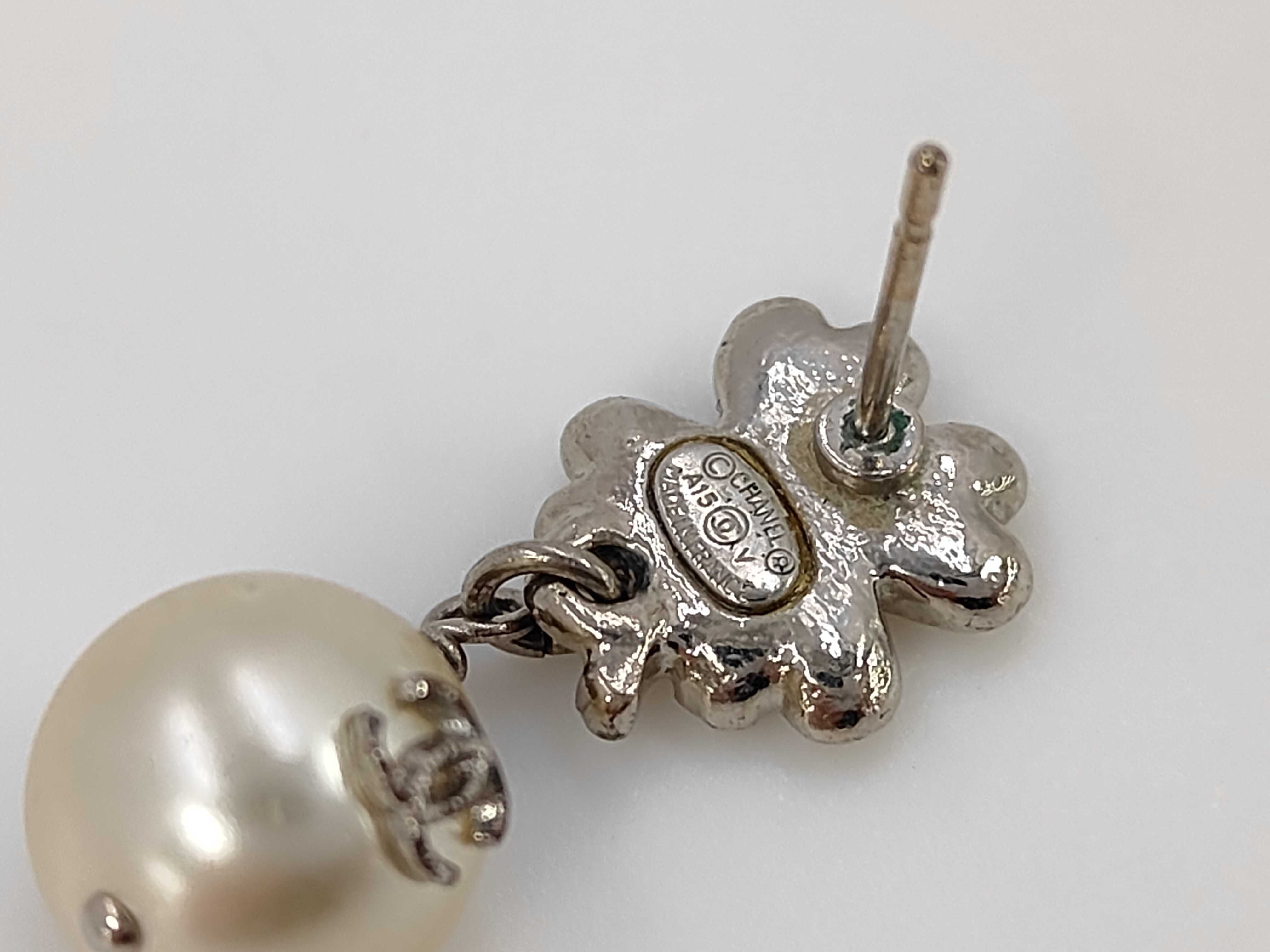 Clover Pearl Earrings — view 4