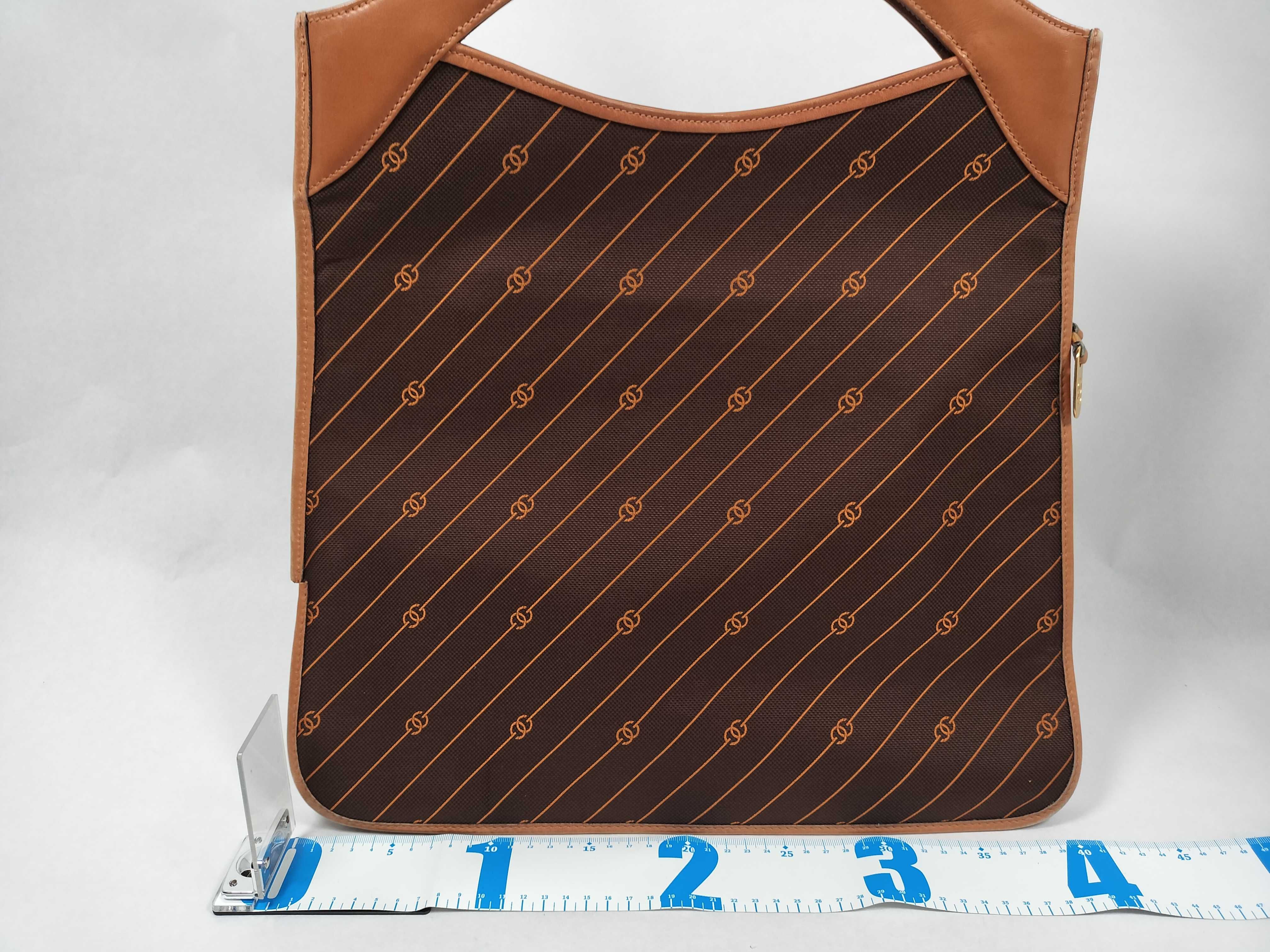 Old Gucci Handbag — view 2