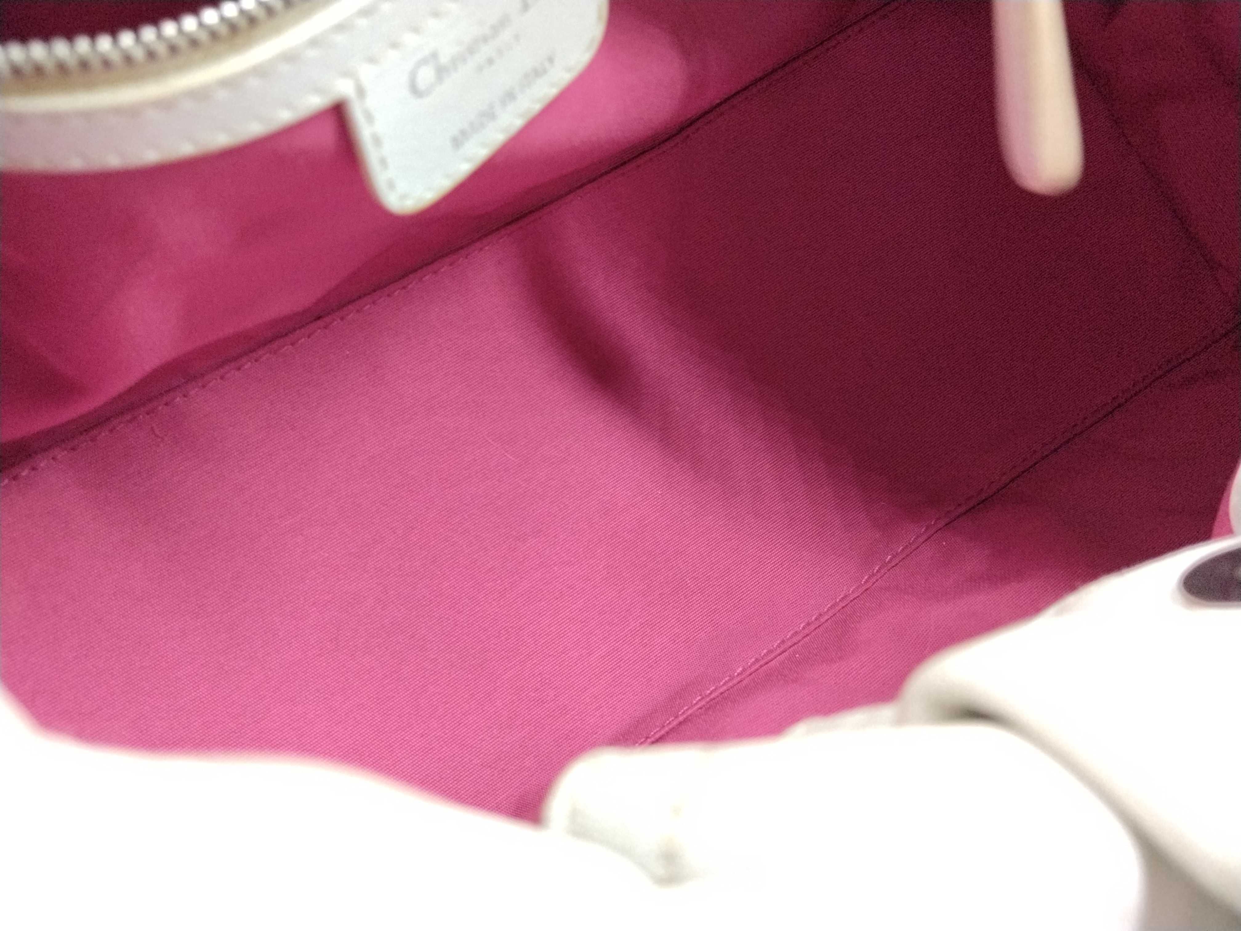 Le Torrent White Handbag — view 8