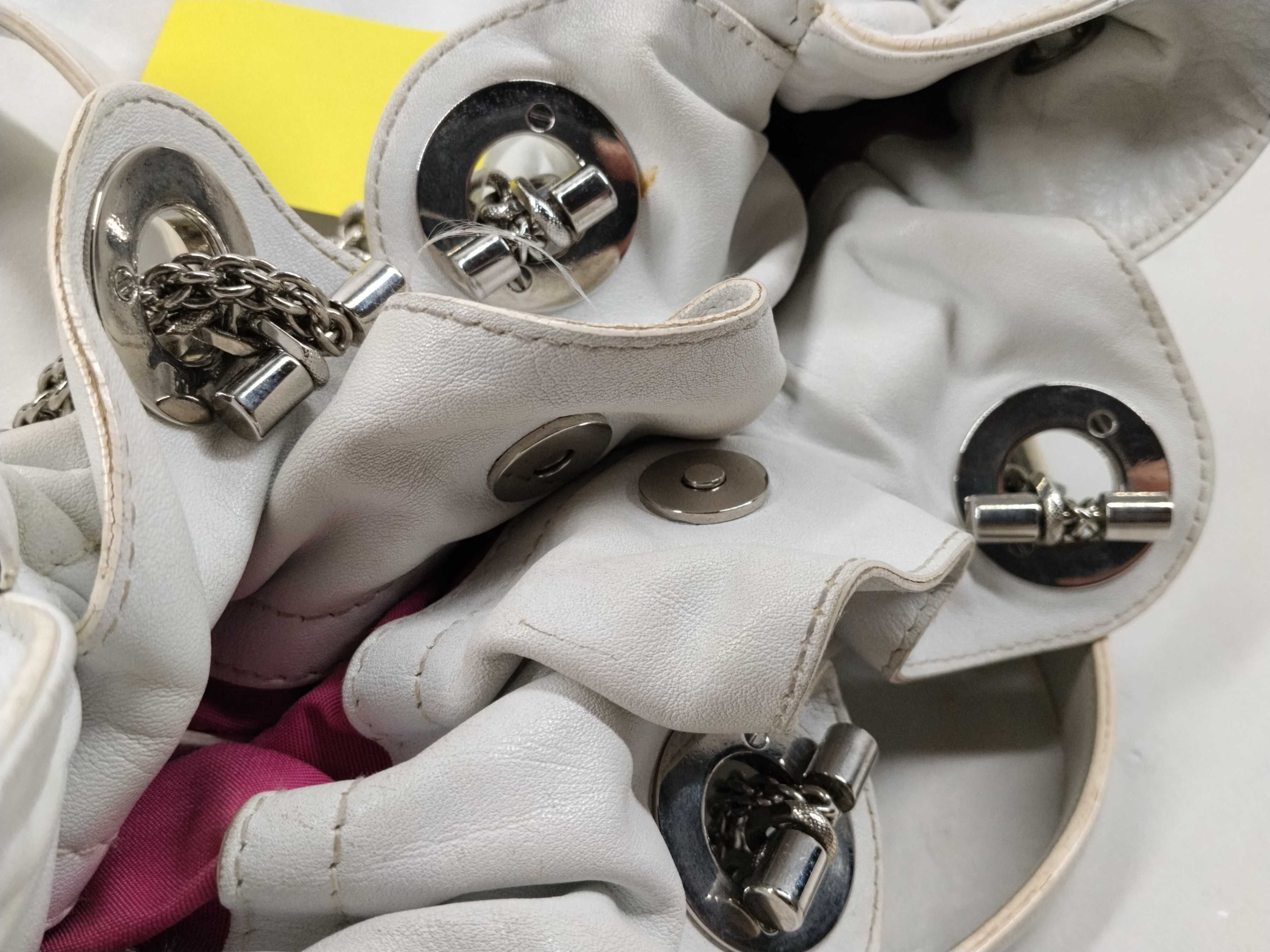 Le Torrent White Handbag — view 10