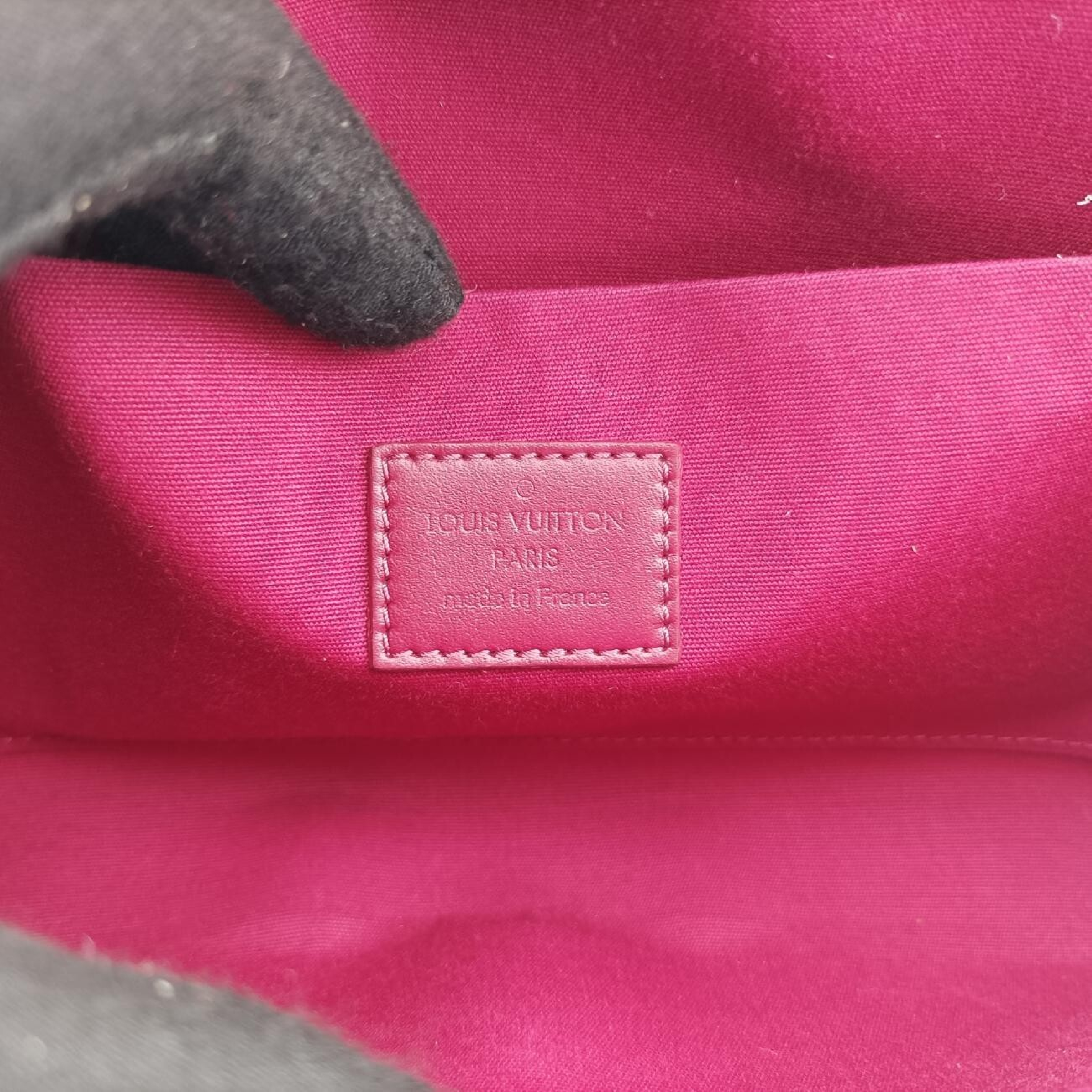 Pochette Felicie Cerise Vernis M61293 MI4136 Shoulder Bag — view 7