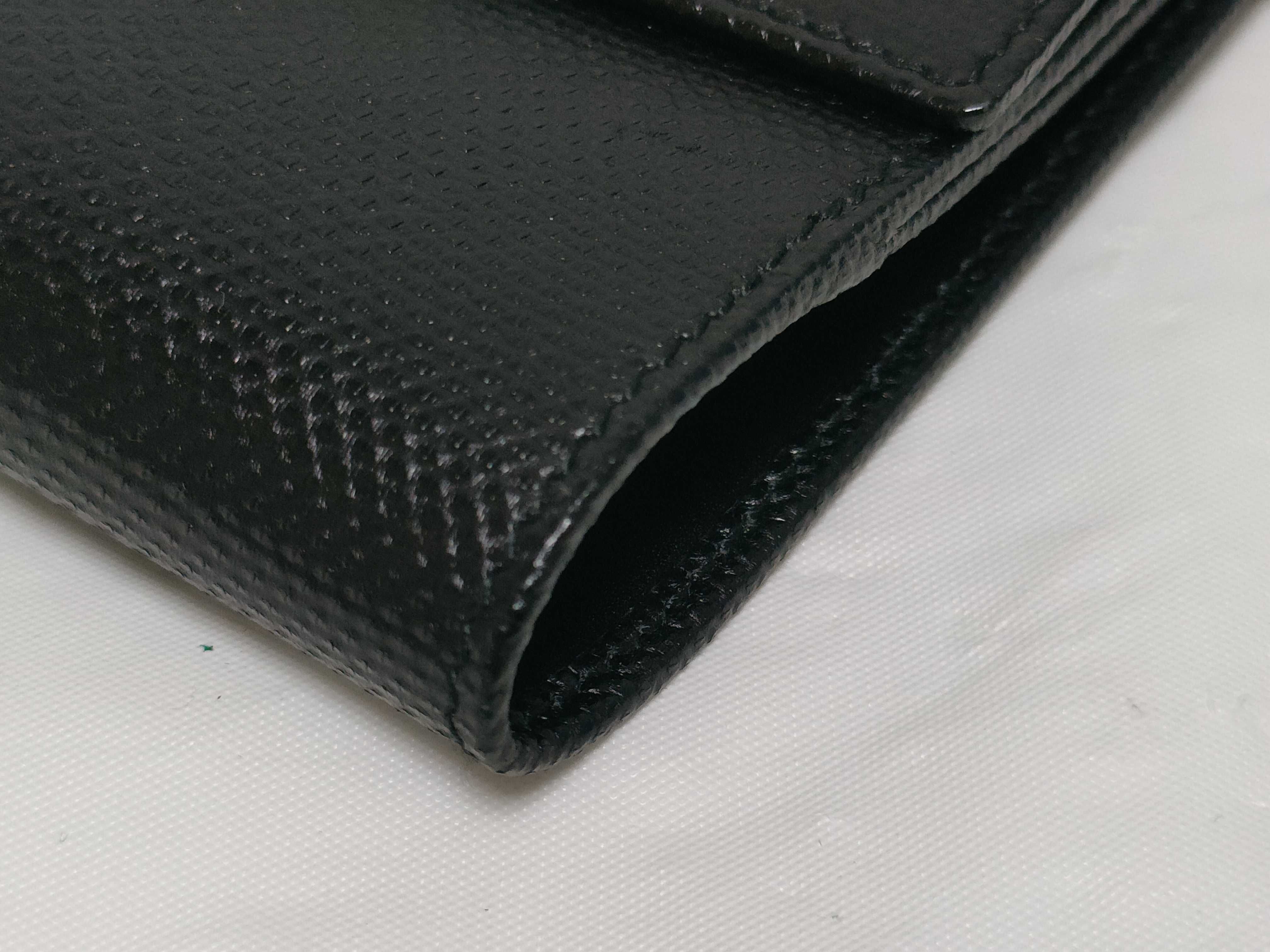 wallet — view 3