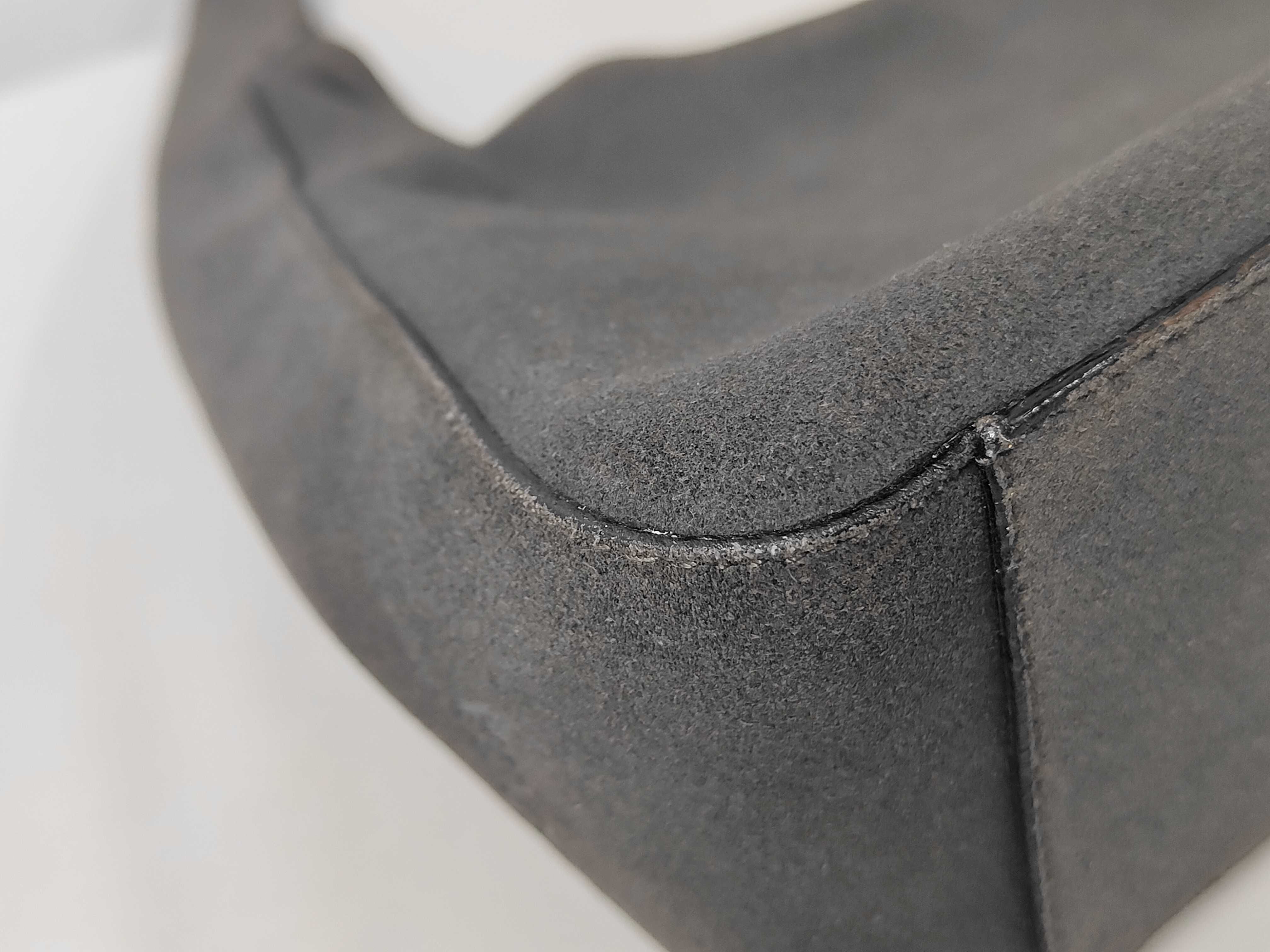 Suede One-Shoulder Bag (Shoulder Bag) — view 4
