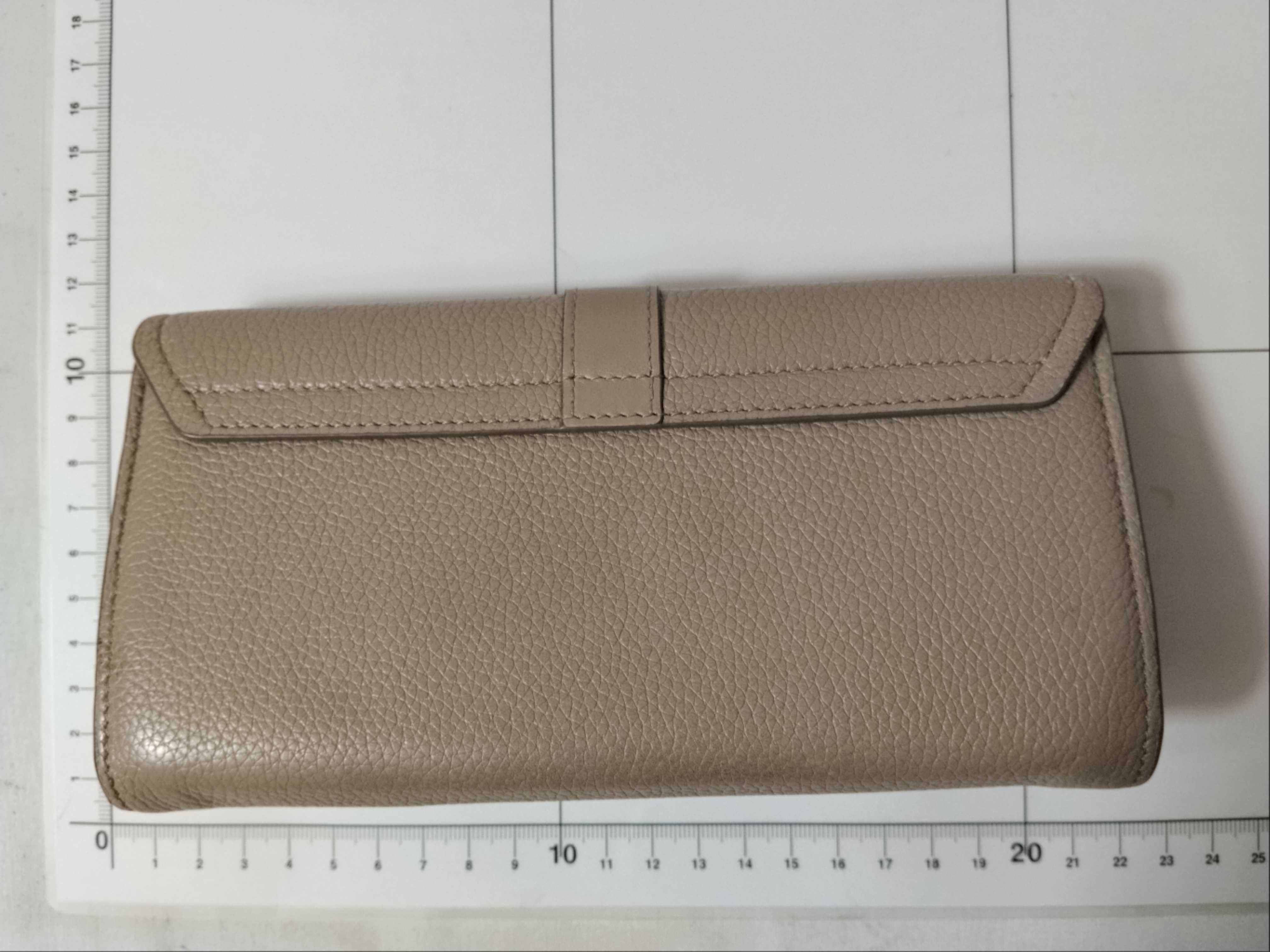 charm wallet — view 2