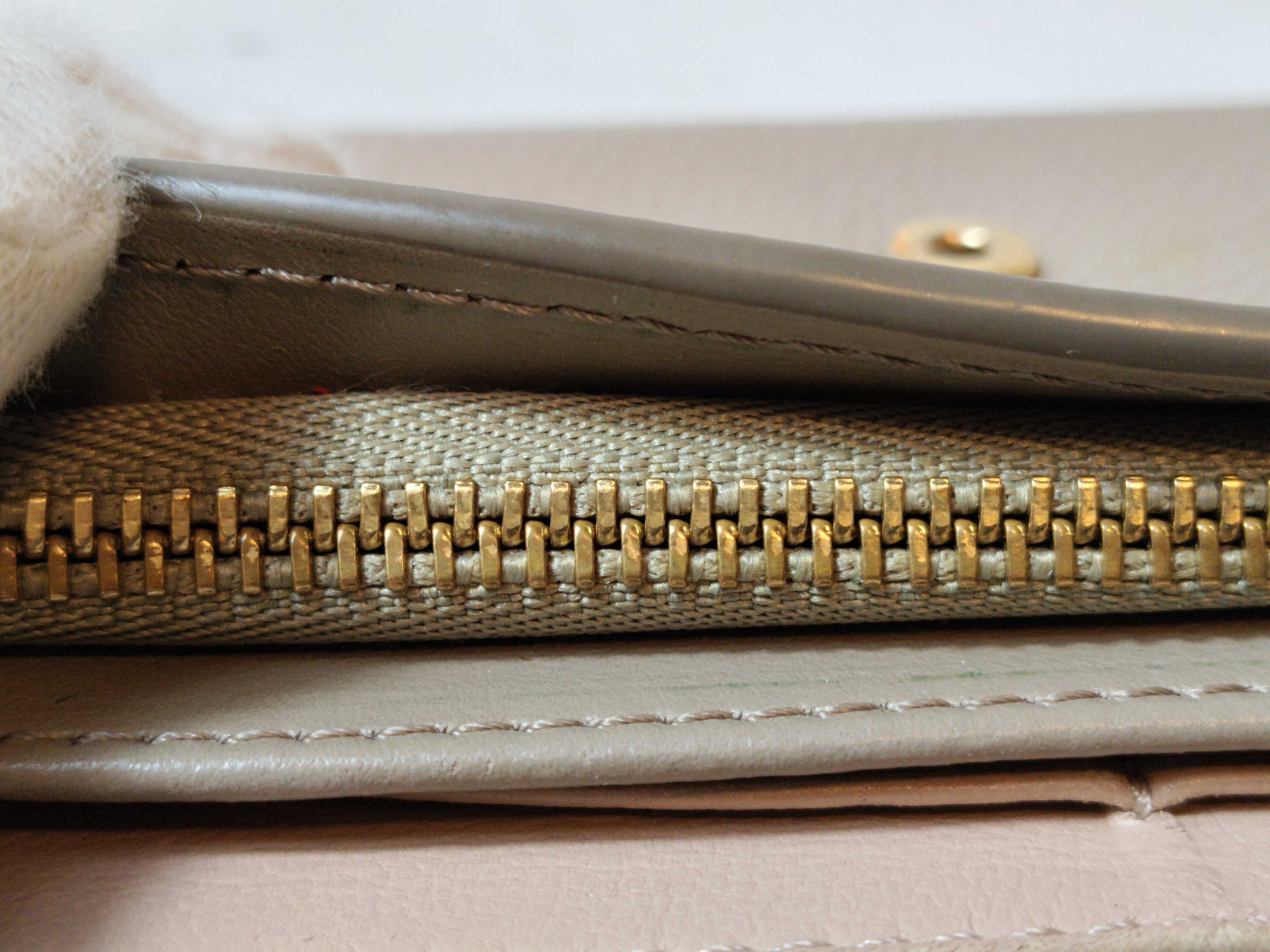 charm wallet — view 9