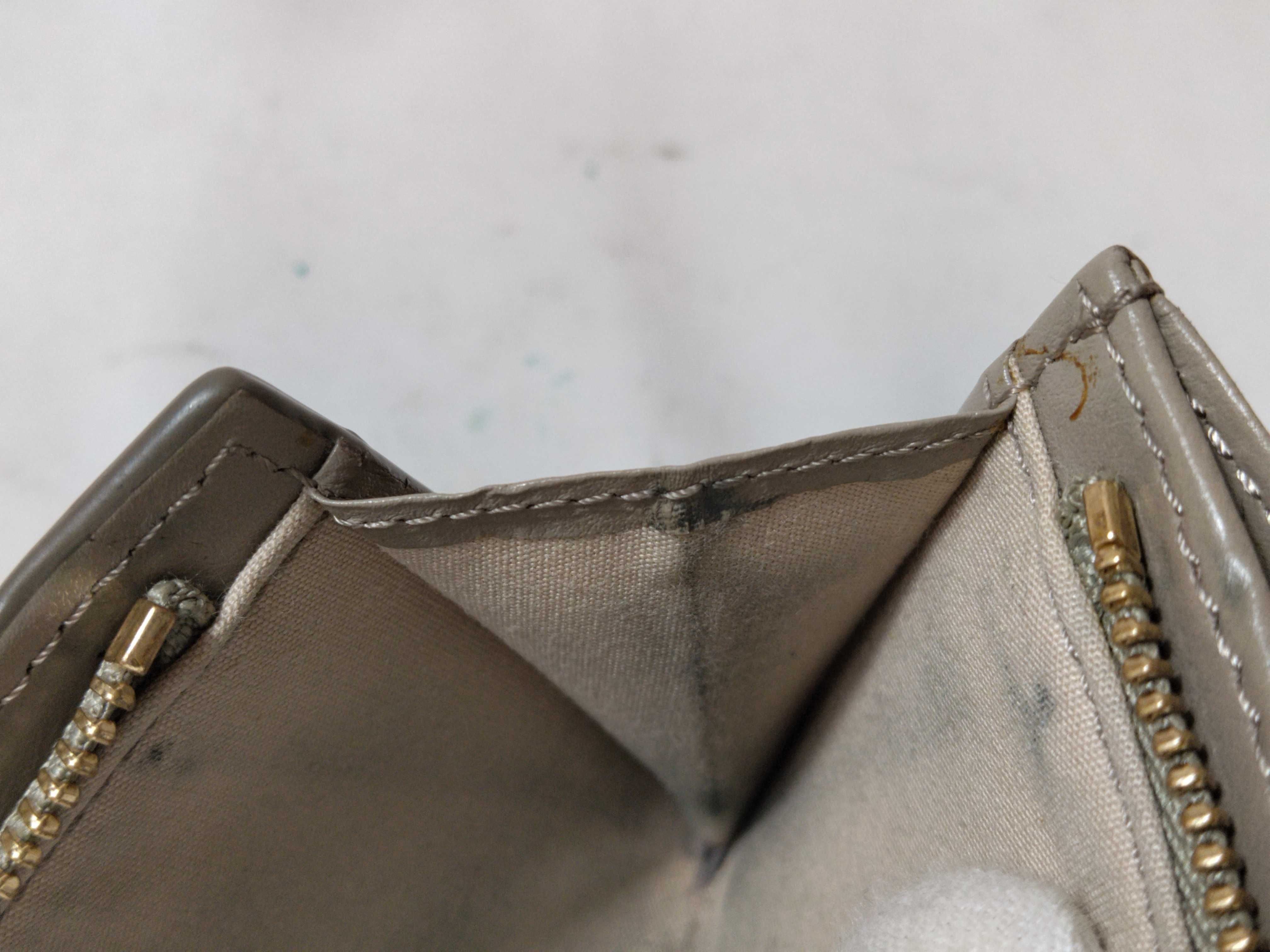 charm wallet — view 10