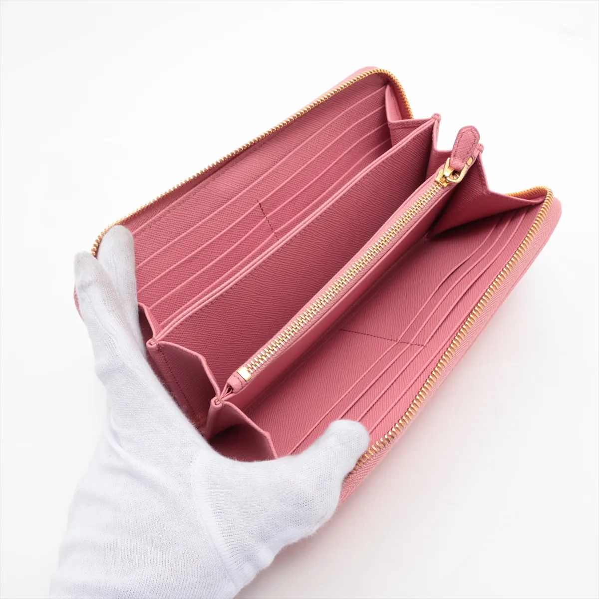 Saffiano Metal 1ML506 Leather Round Zip Wallet Pink — view 3