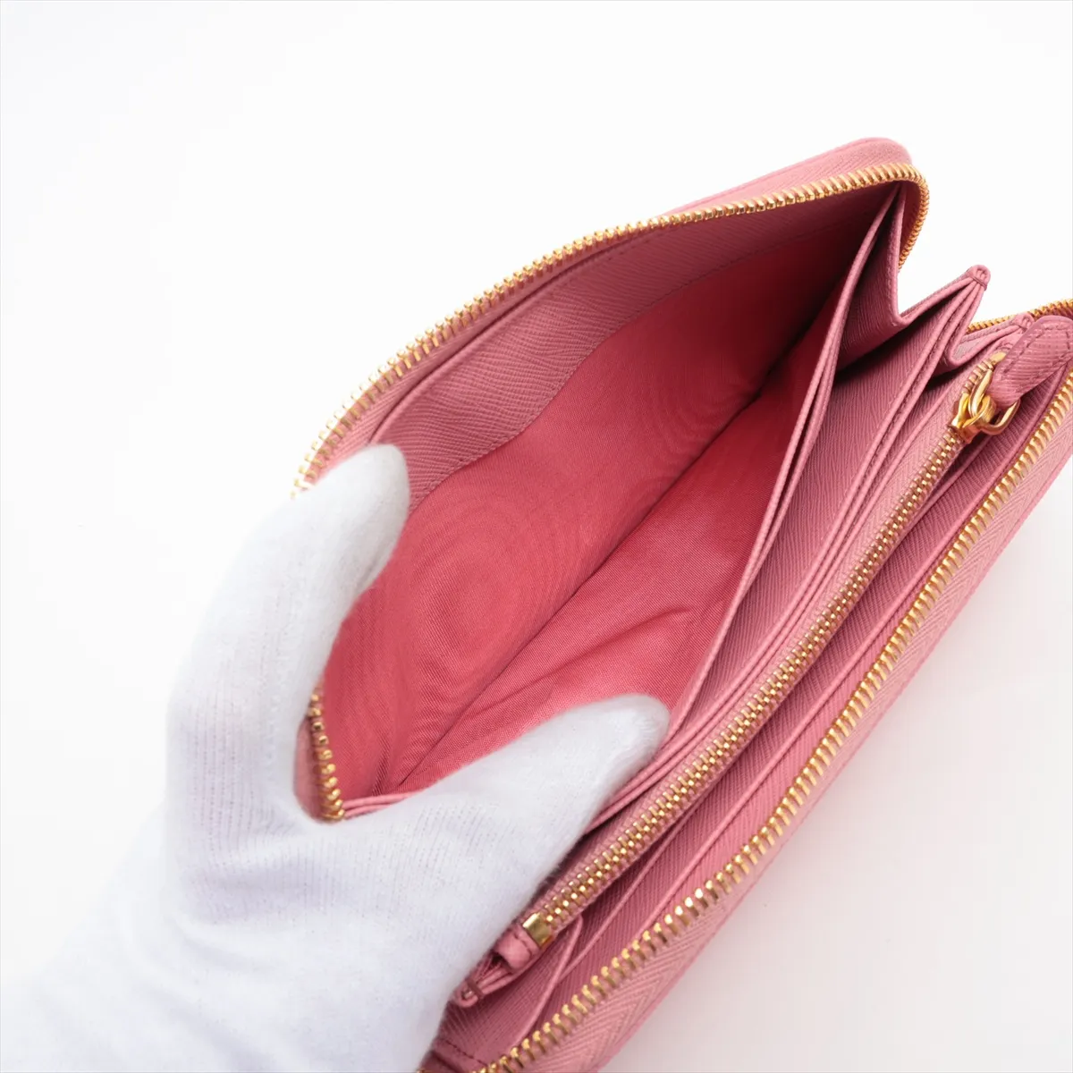 Saffiano Metal 1ML506 Leather Round Zip Wallet Pink — view 4