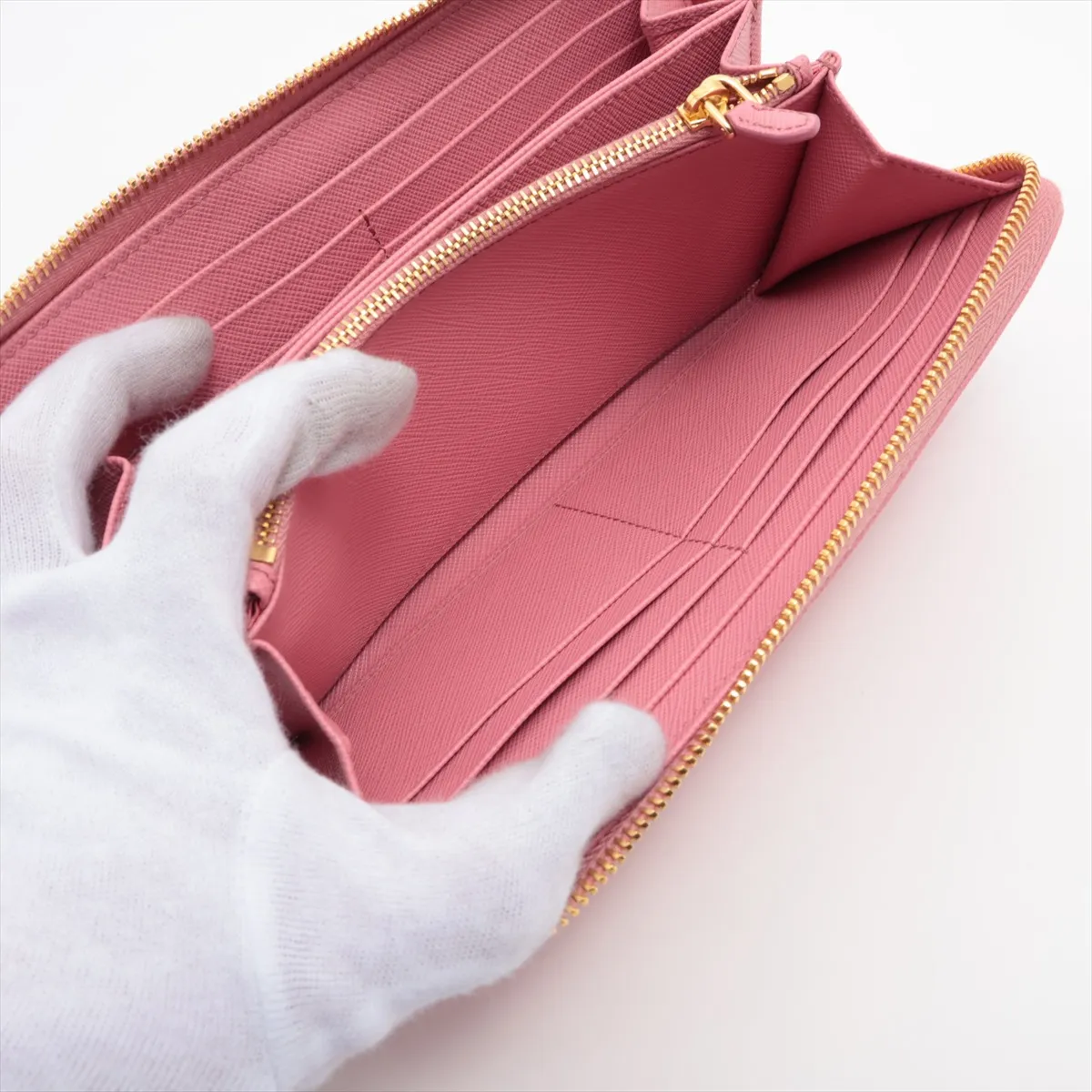 Saffiano Metal 1ML506 Leather Round Zip Wallet Pink — view 8