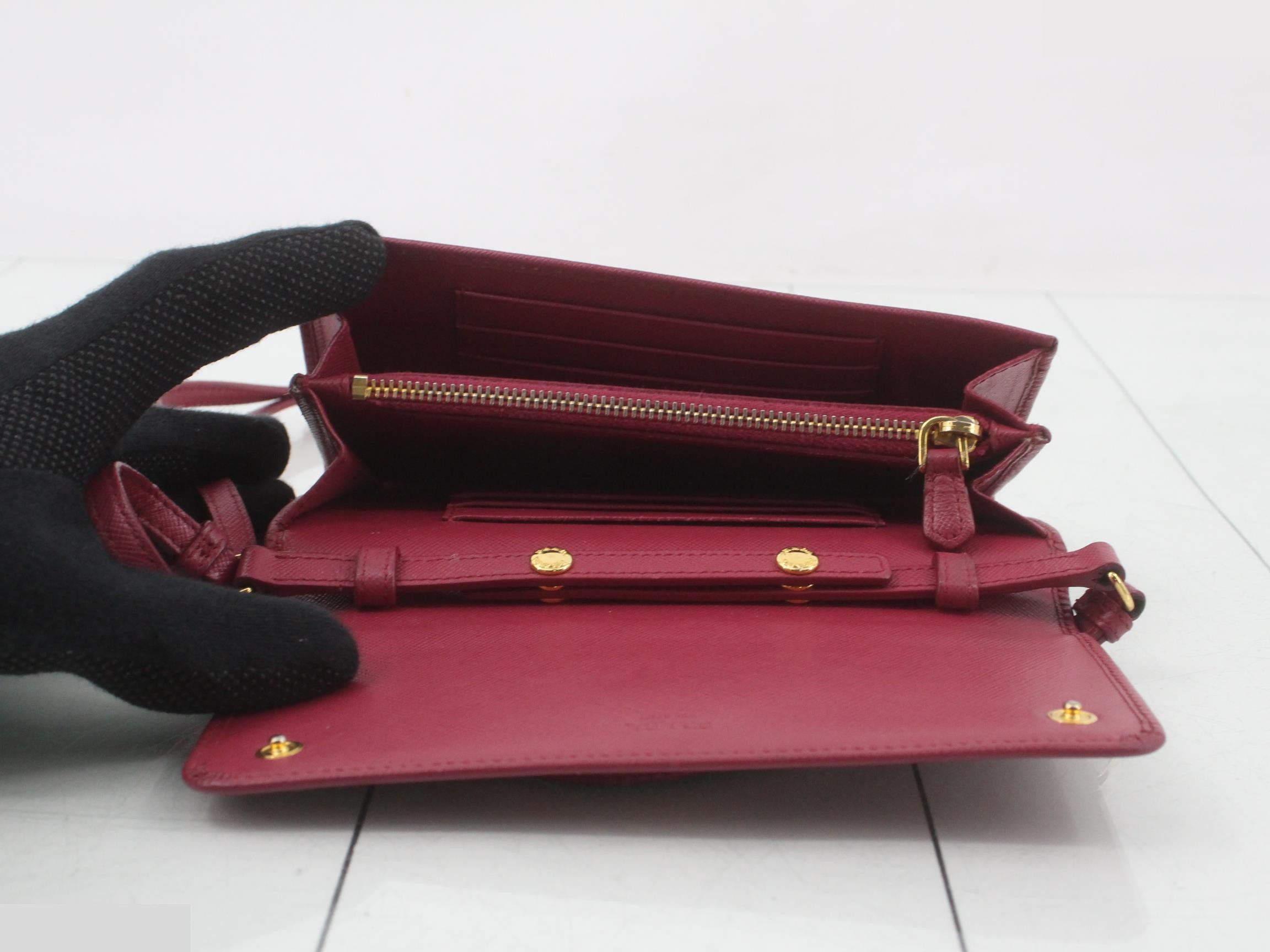 Saffiano Shoulder Wallet — view 4