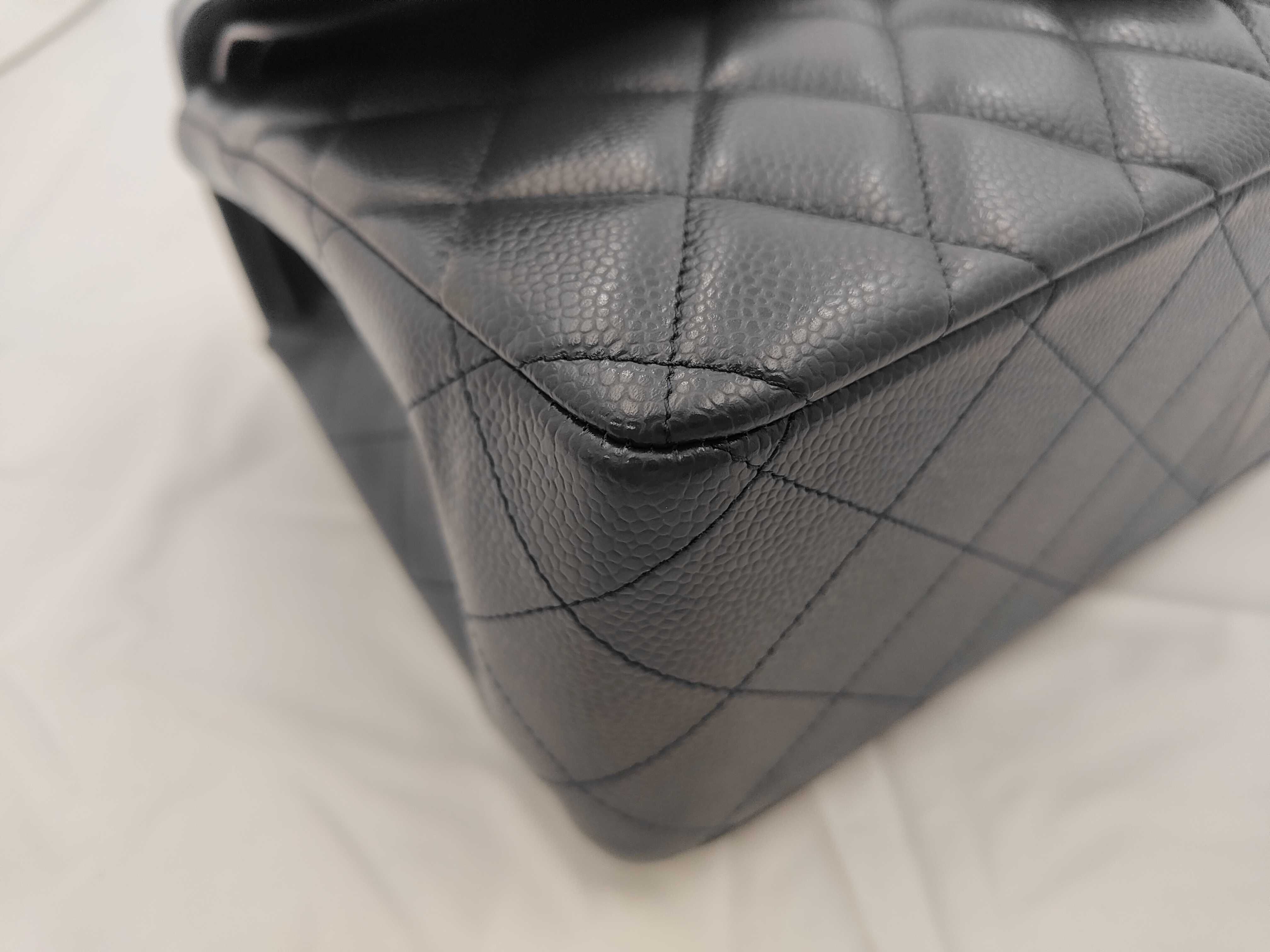 Matelassé 30 Double Flap Caviar Navy Chain Shoulder Bag — view 6