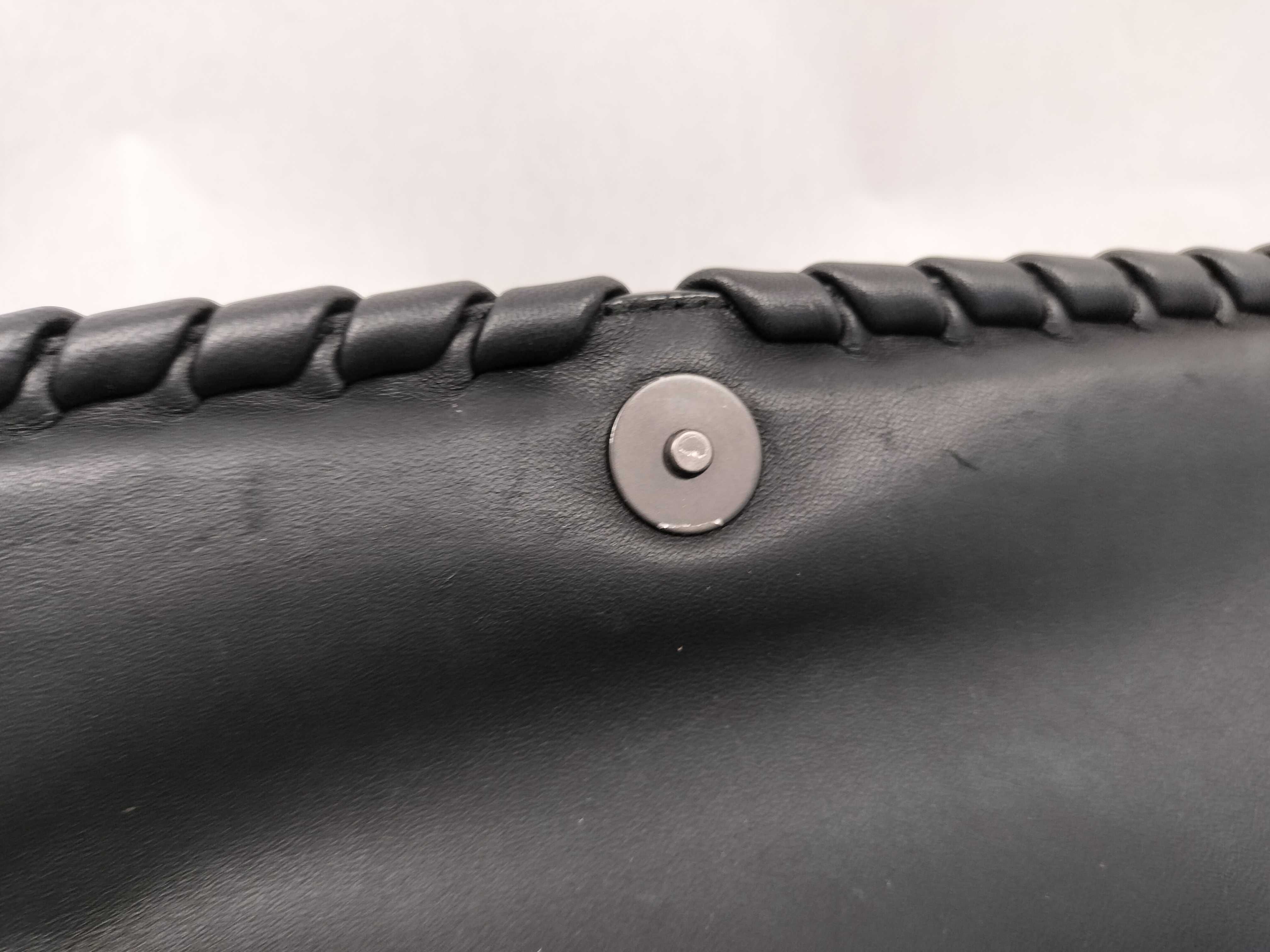 Intrecciato Bottega Veneta Intrecciato Shoulder Bag — view 14