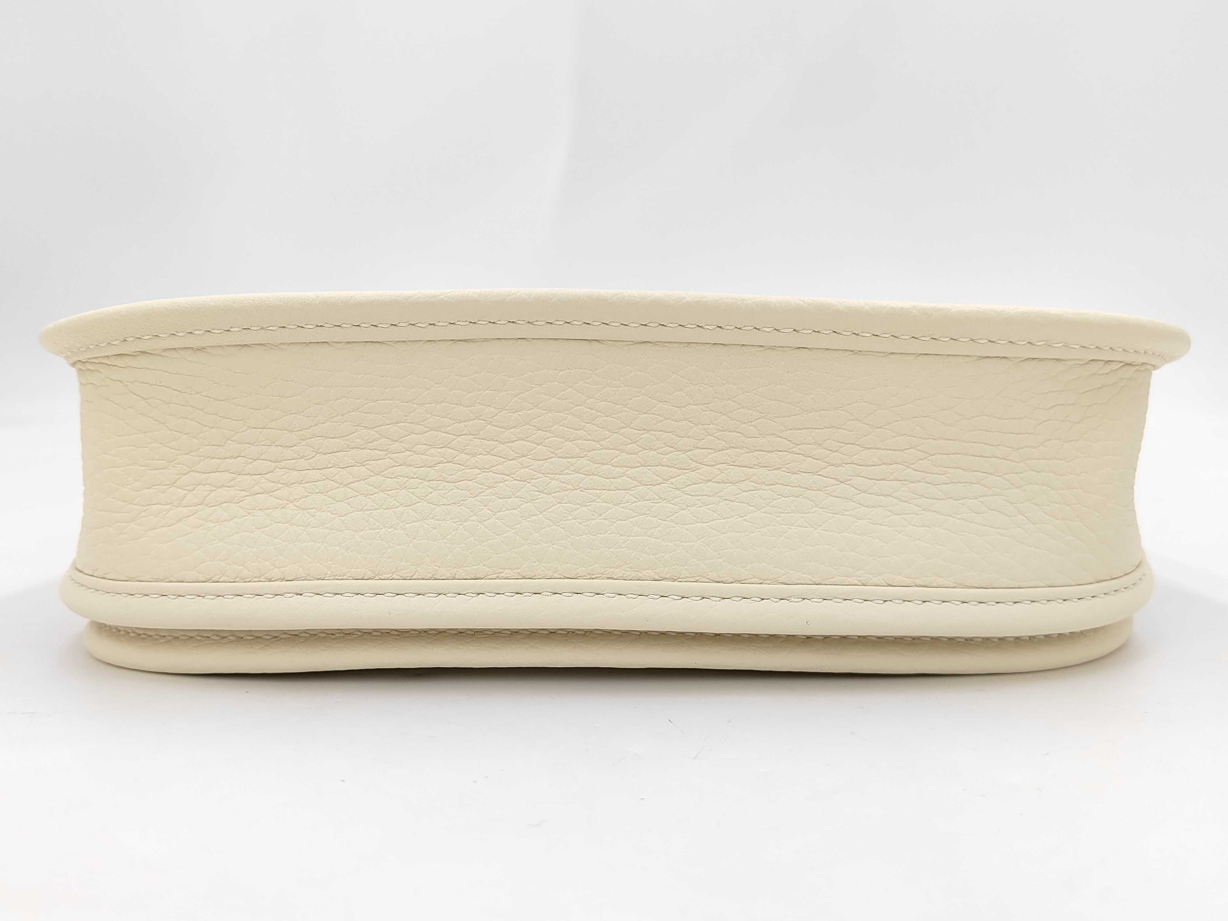 Evelyne 23 Taurillon Leather Cream Silver Hardware K Stamp Shoulder Bag — view 3