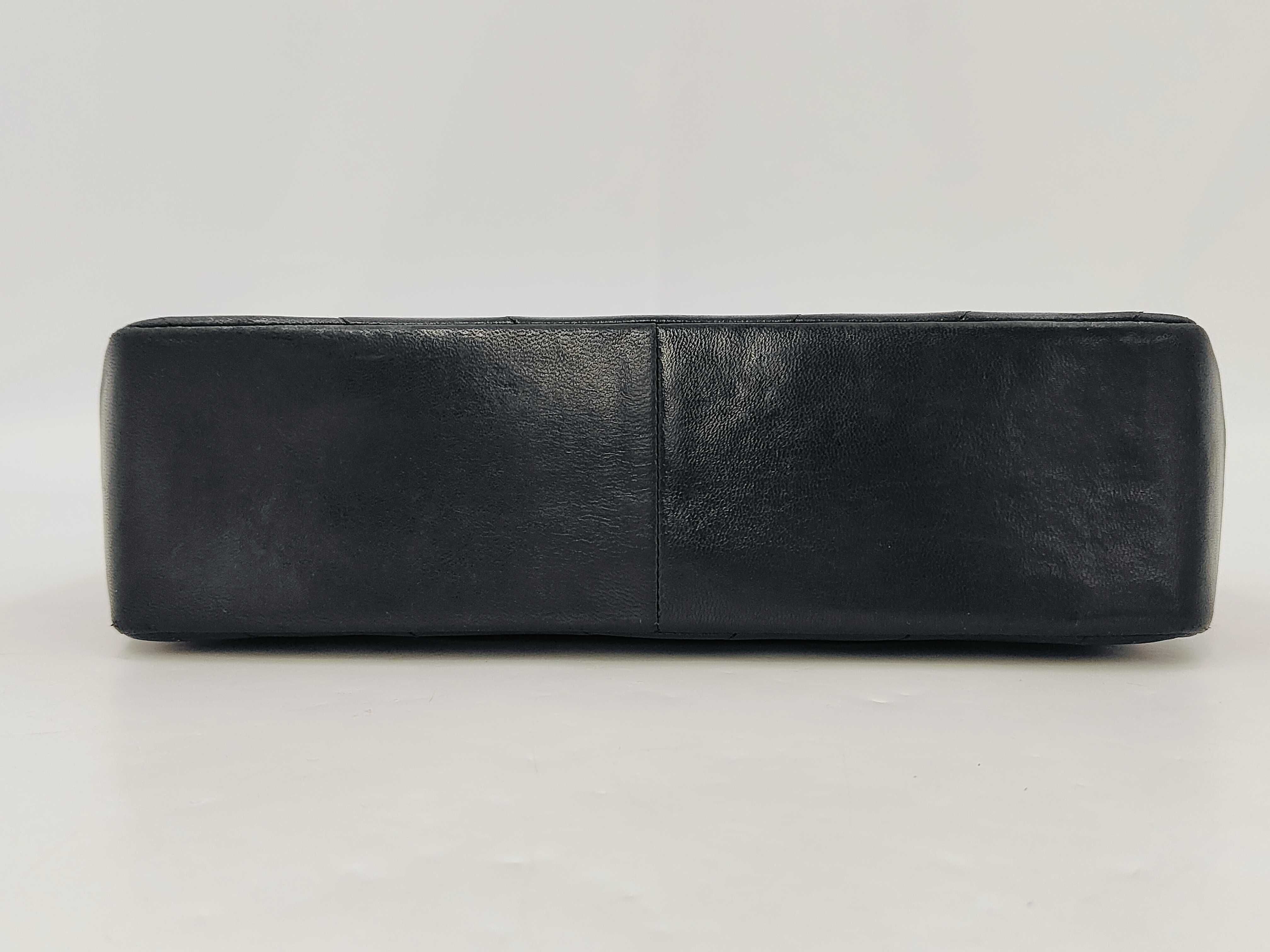 V-stitch 2-way Black Handbag — view 7