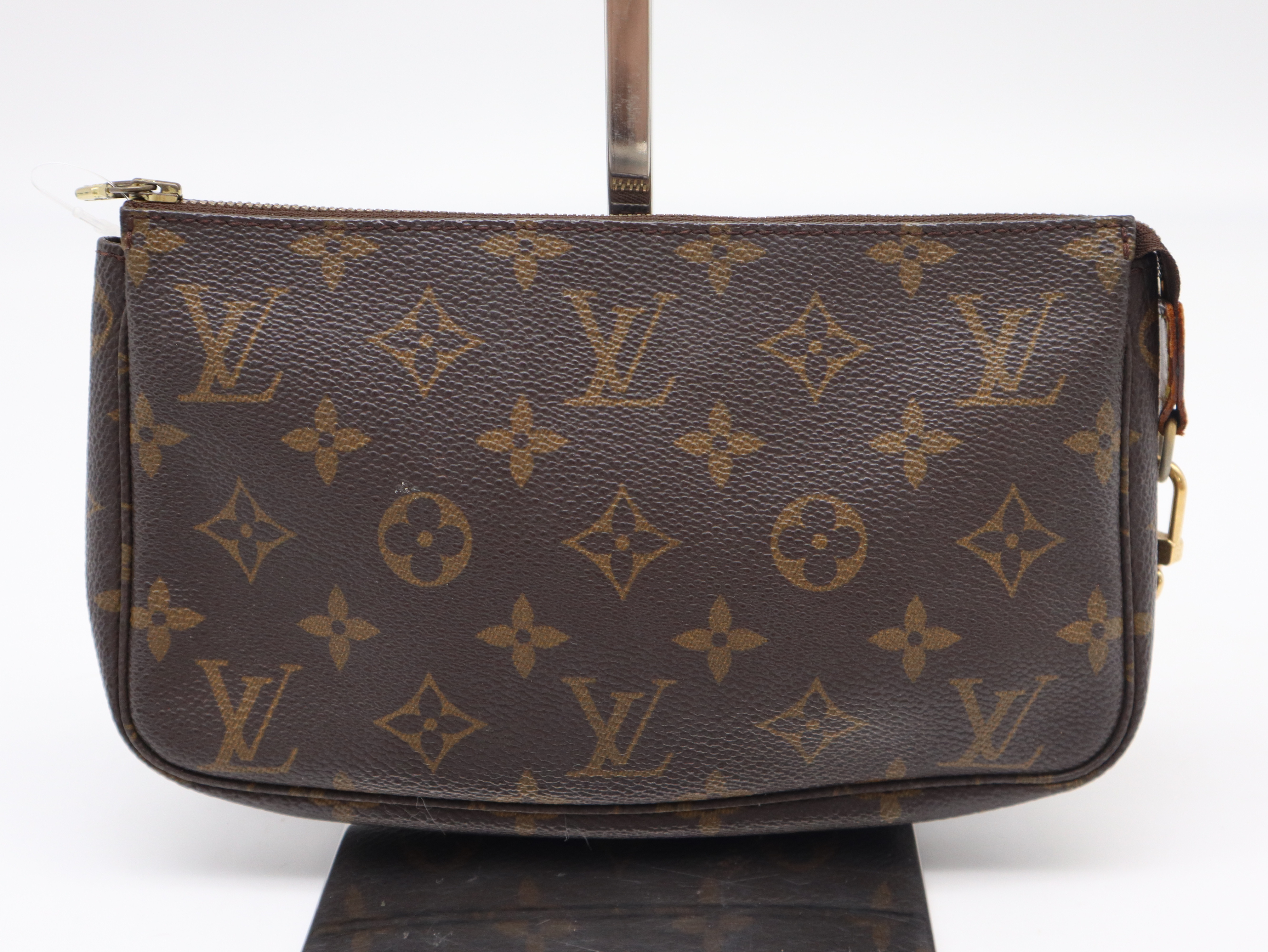 M51980 Monogram Pochette Accessoires Pouch