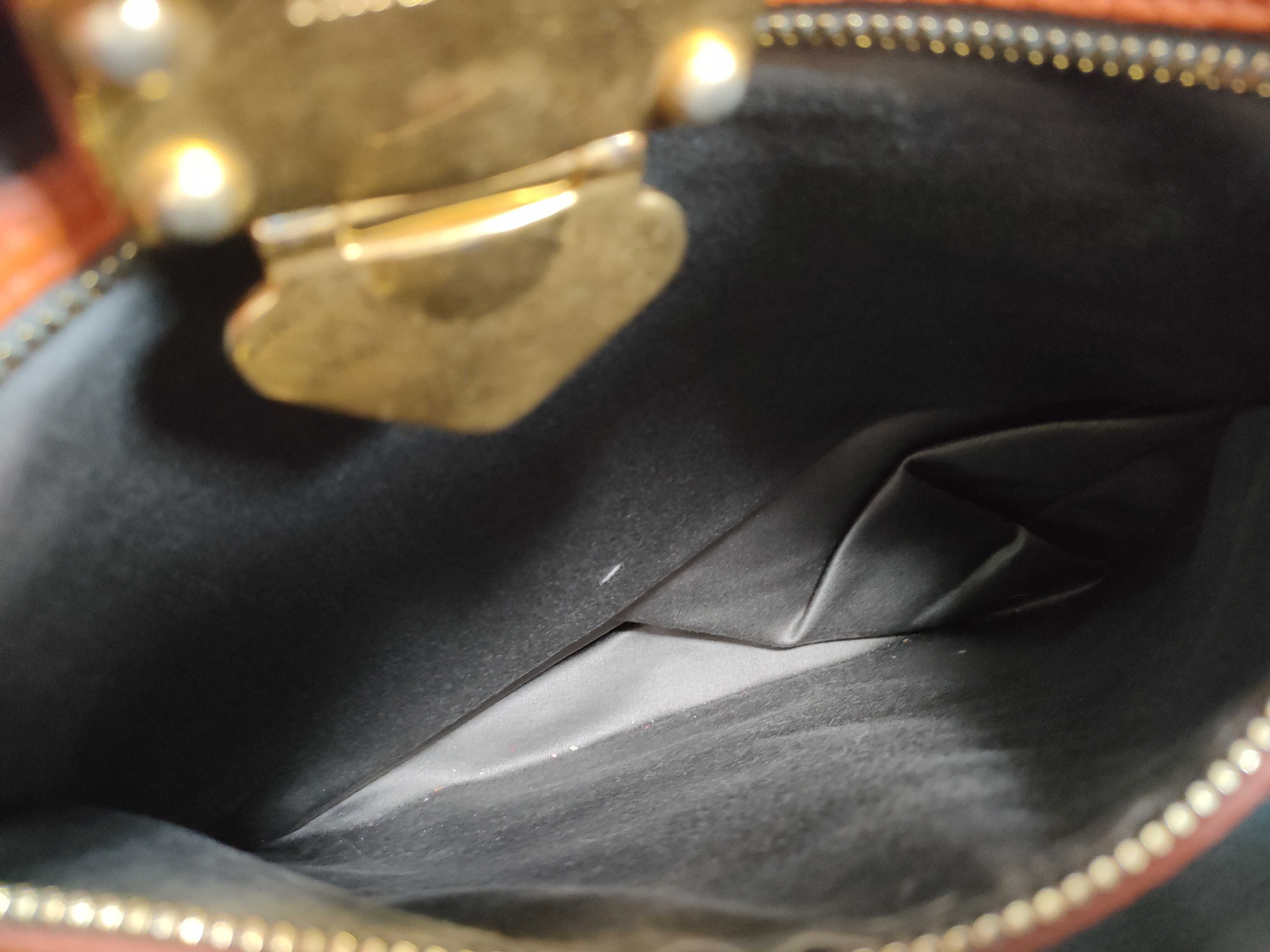 Leather Hobo Shoulder Bag (2-Way Shoulder Bag) — view 11