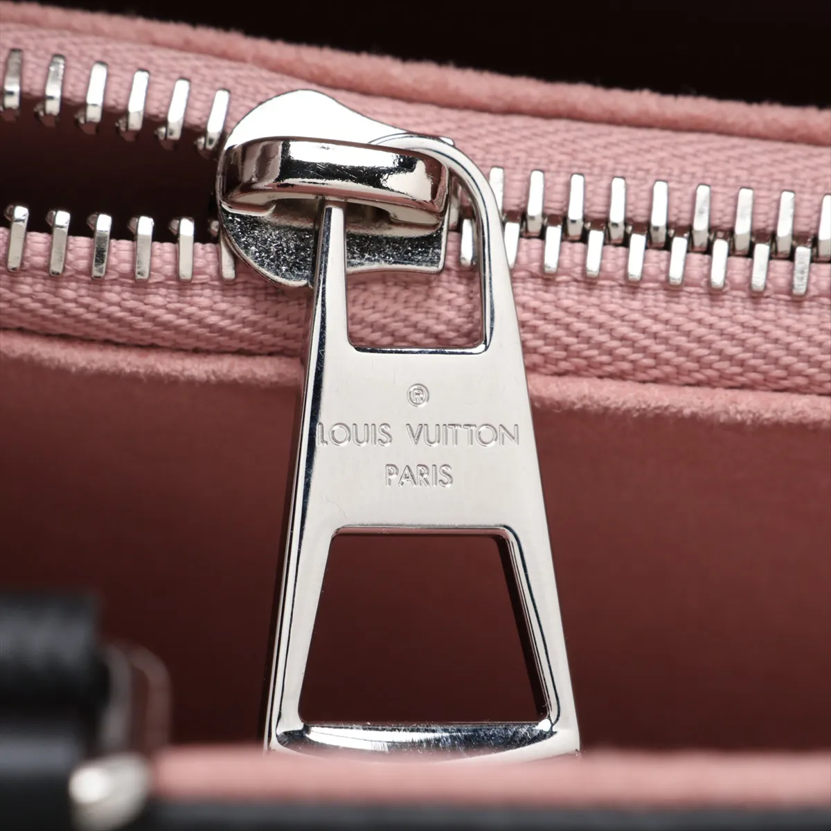 Epi Marelle Tote MM M59954 Black - Pouch — view 13
